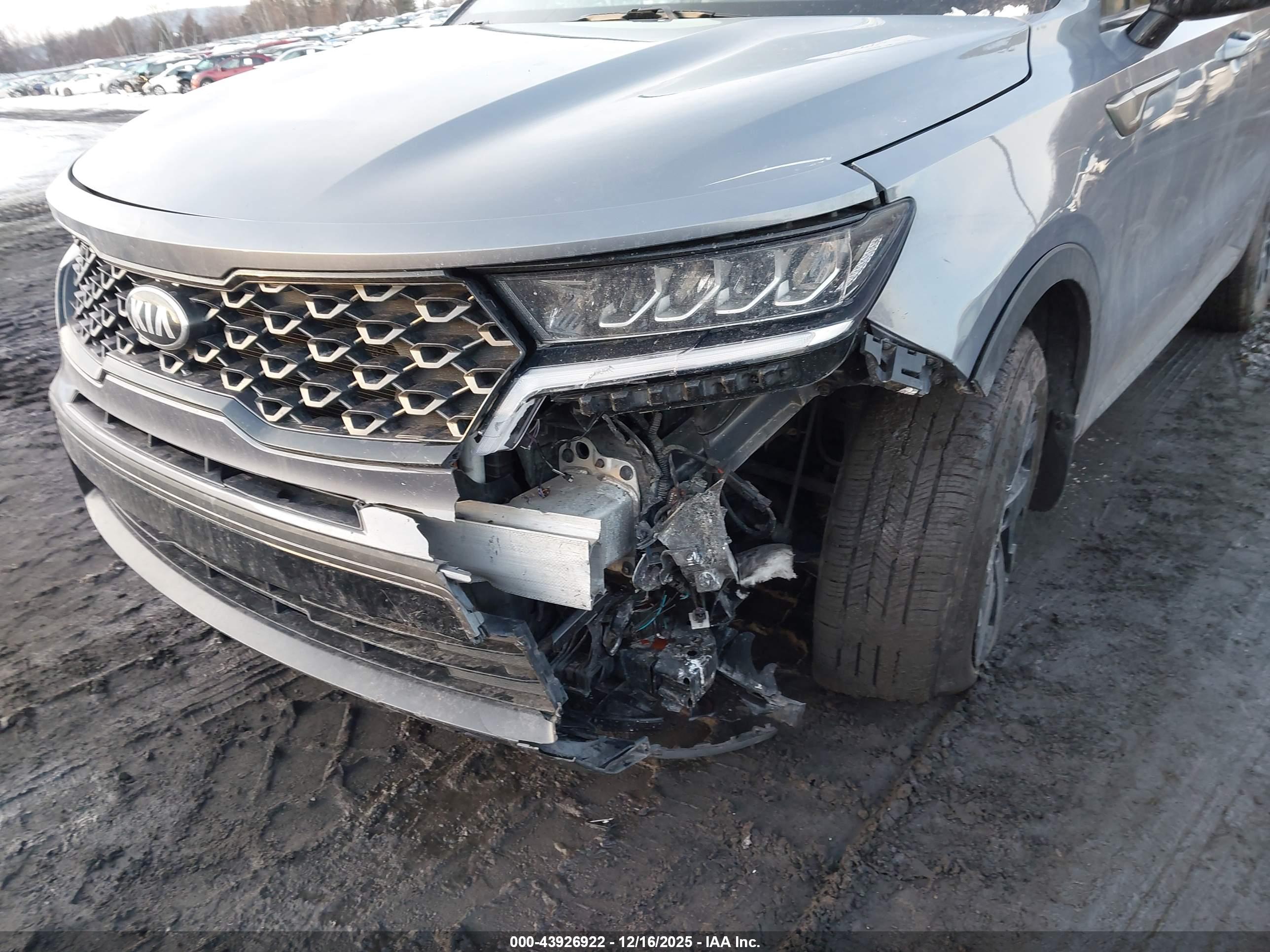 KIA SORENTO image 6