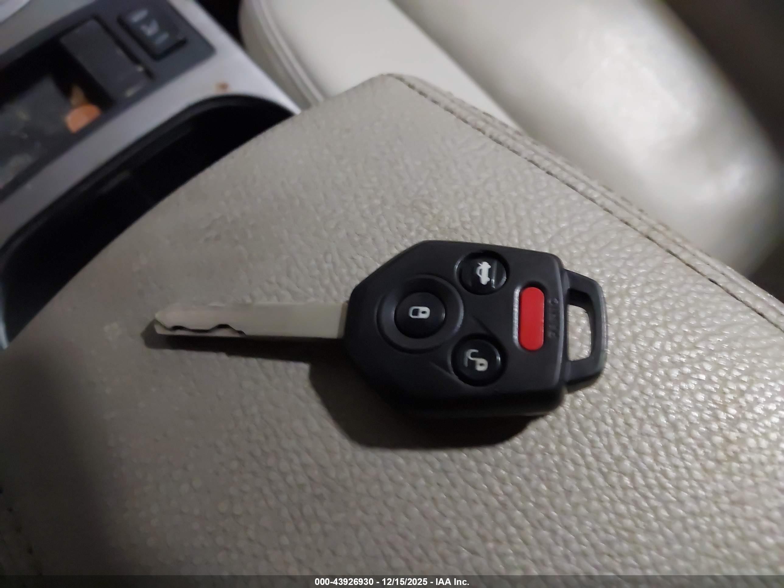 SUBARU OUTBACK image 11