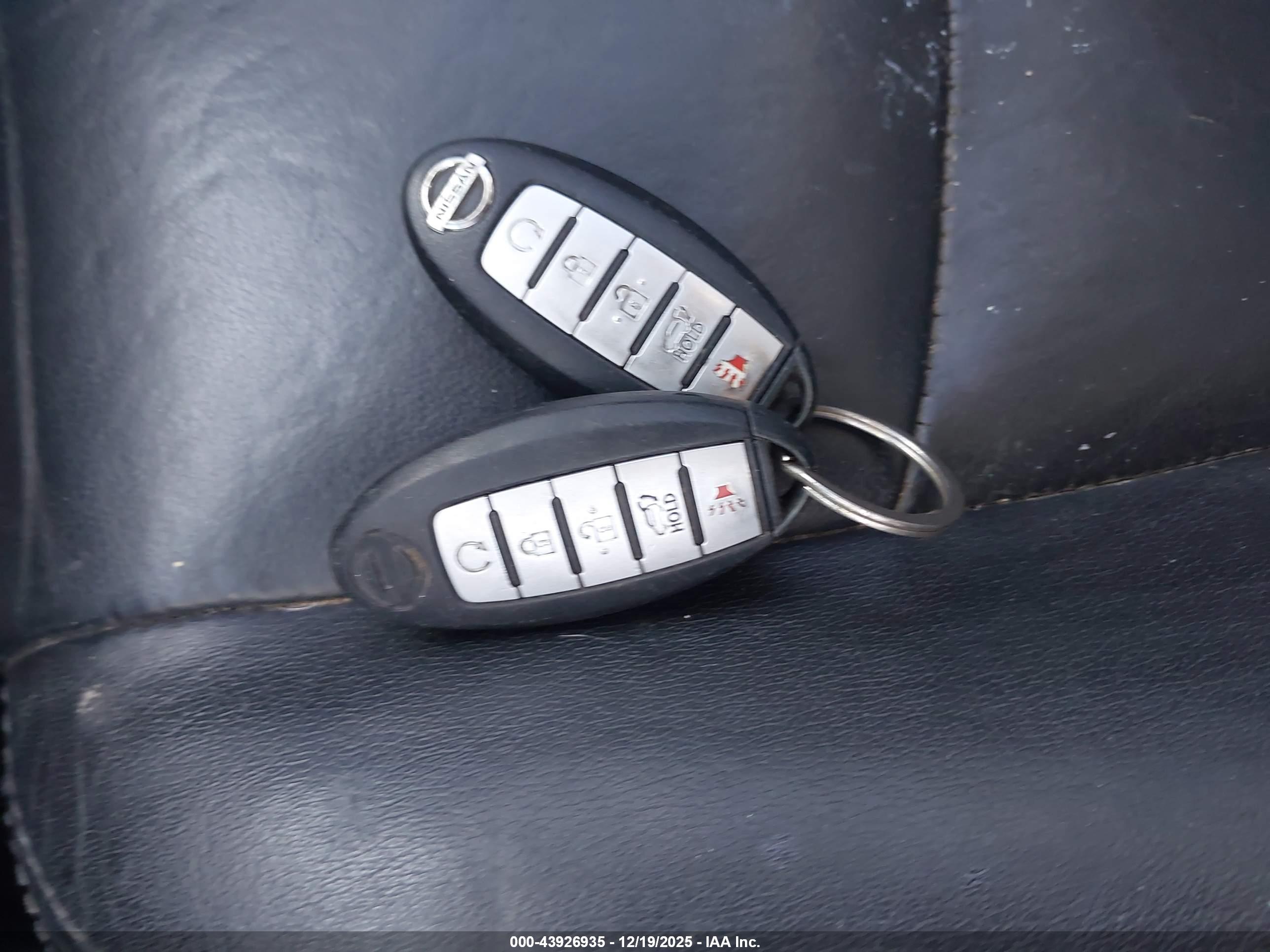 NISSAN PATHFINDER image 11