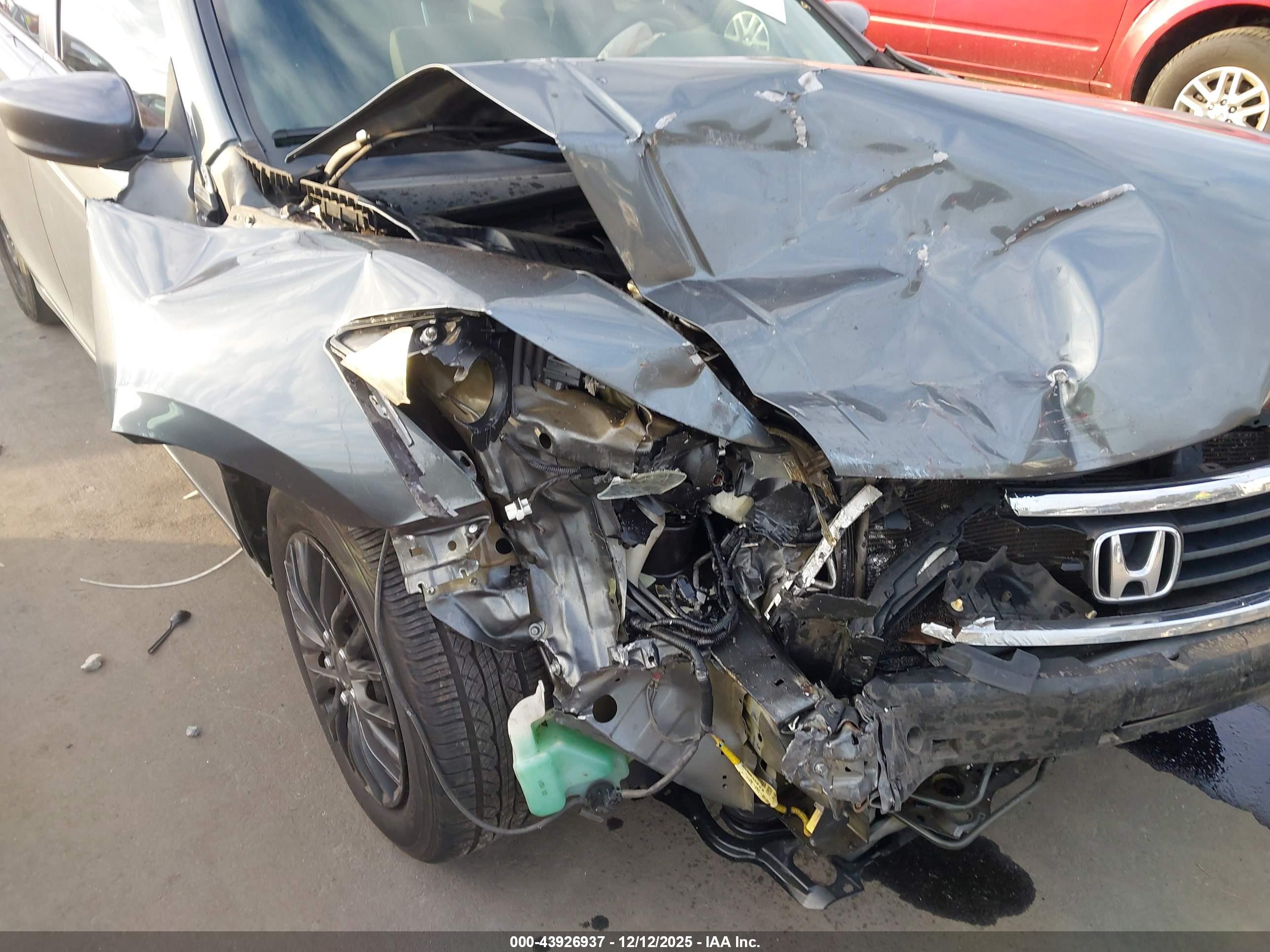 HONDA ACCORD image 6