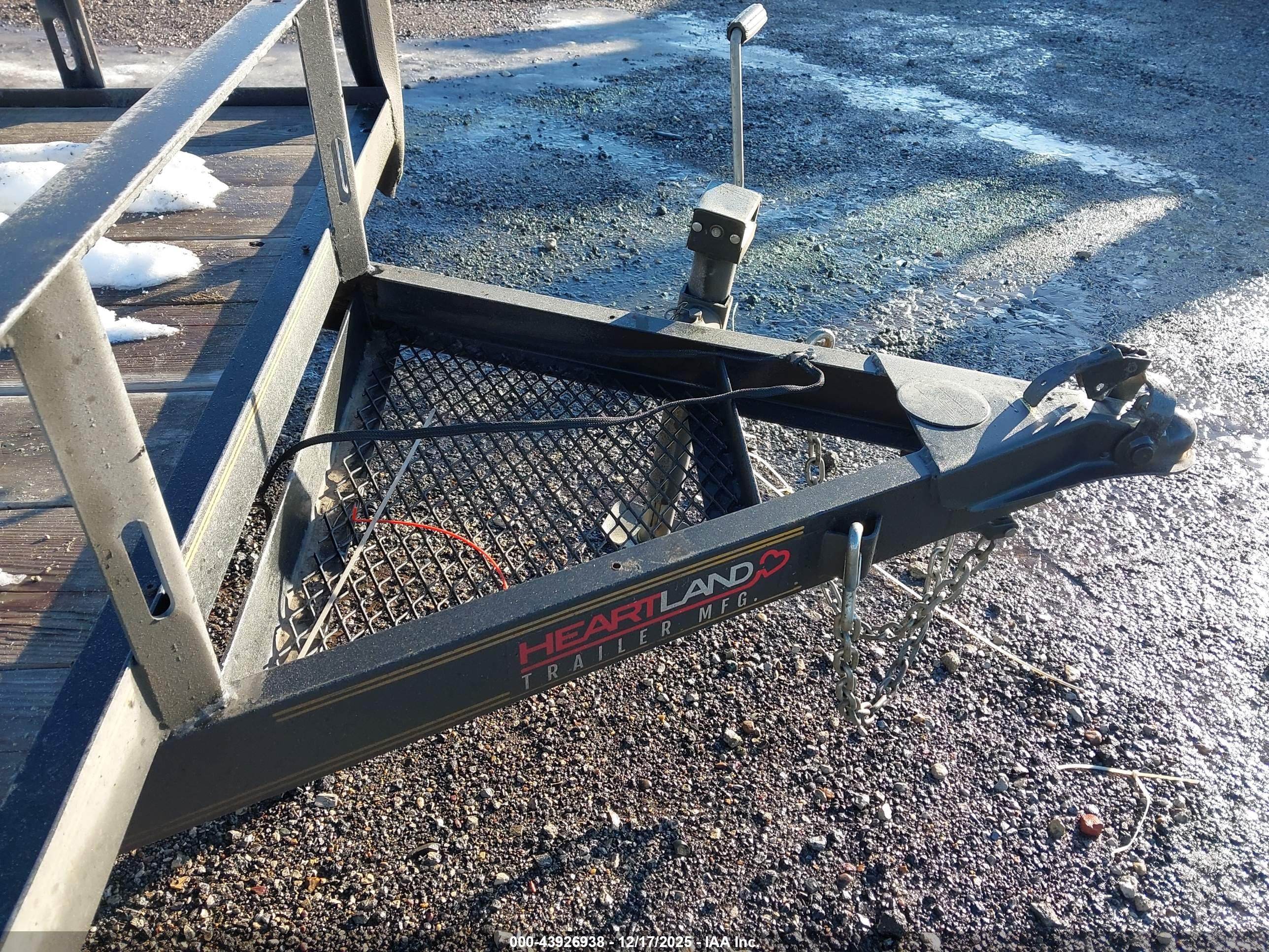 UTILITY TRAILER image 7