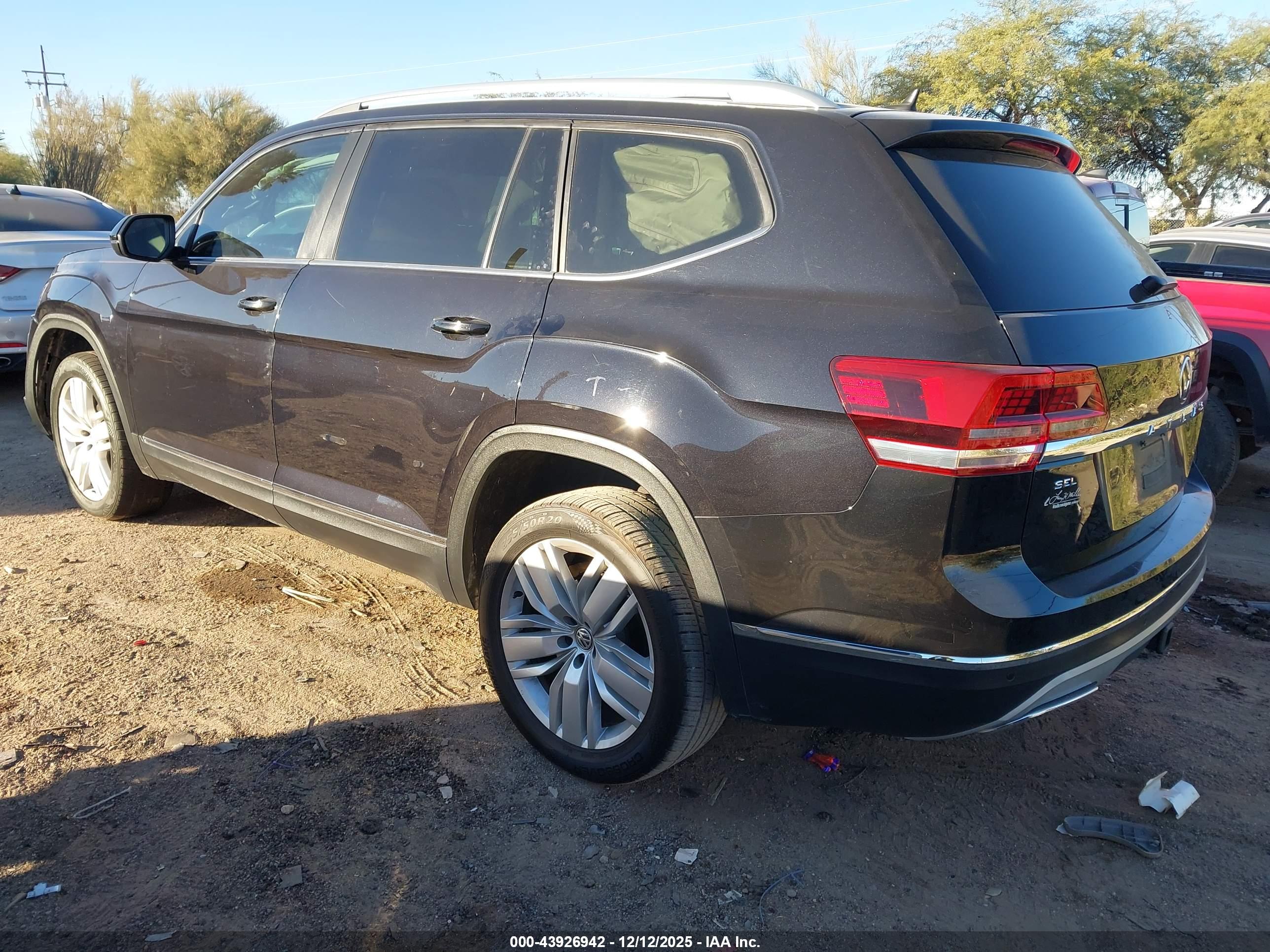 VOLKSWAGEN ATLAS image 3