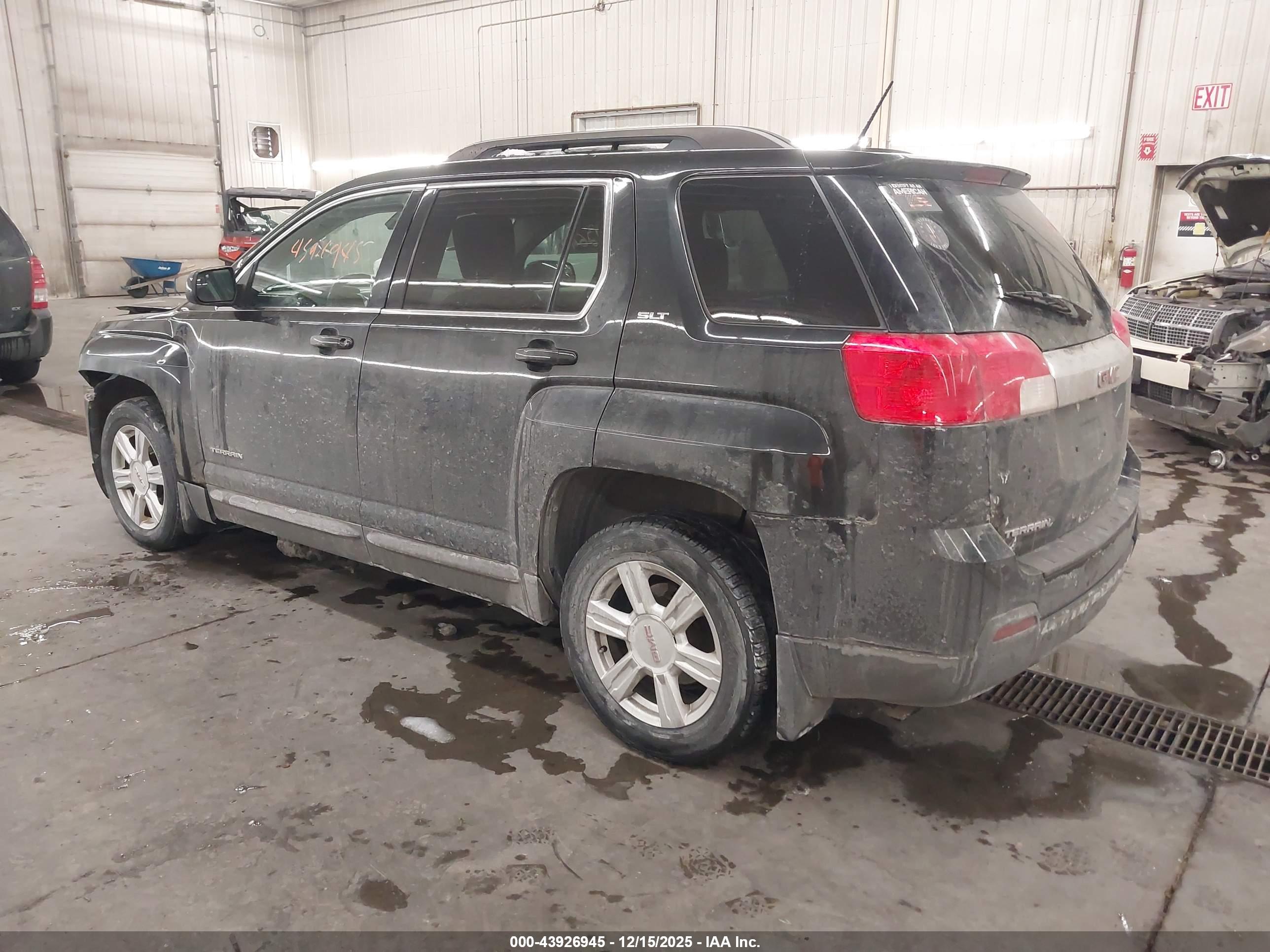 GMC TERRAIN image 3