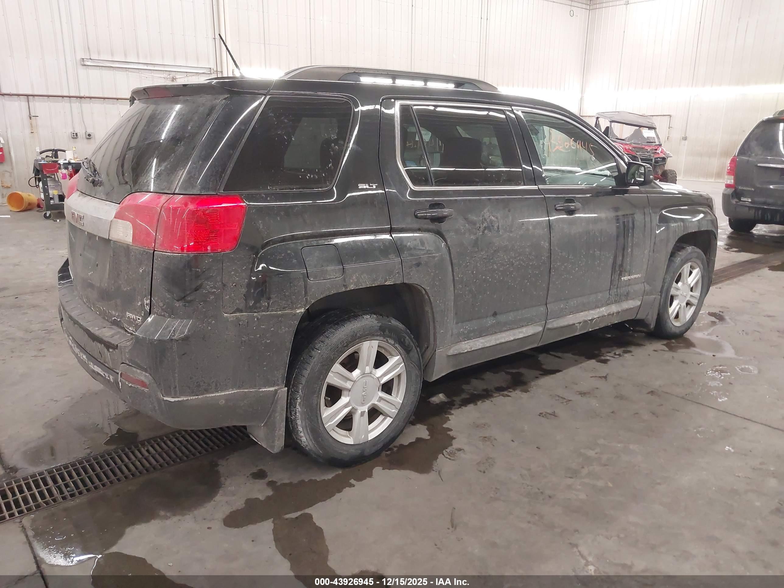 GMC TERRAIN image 4