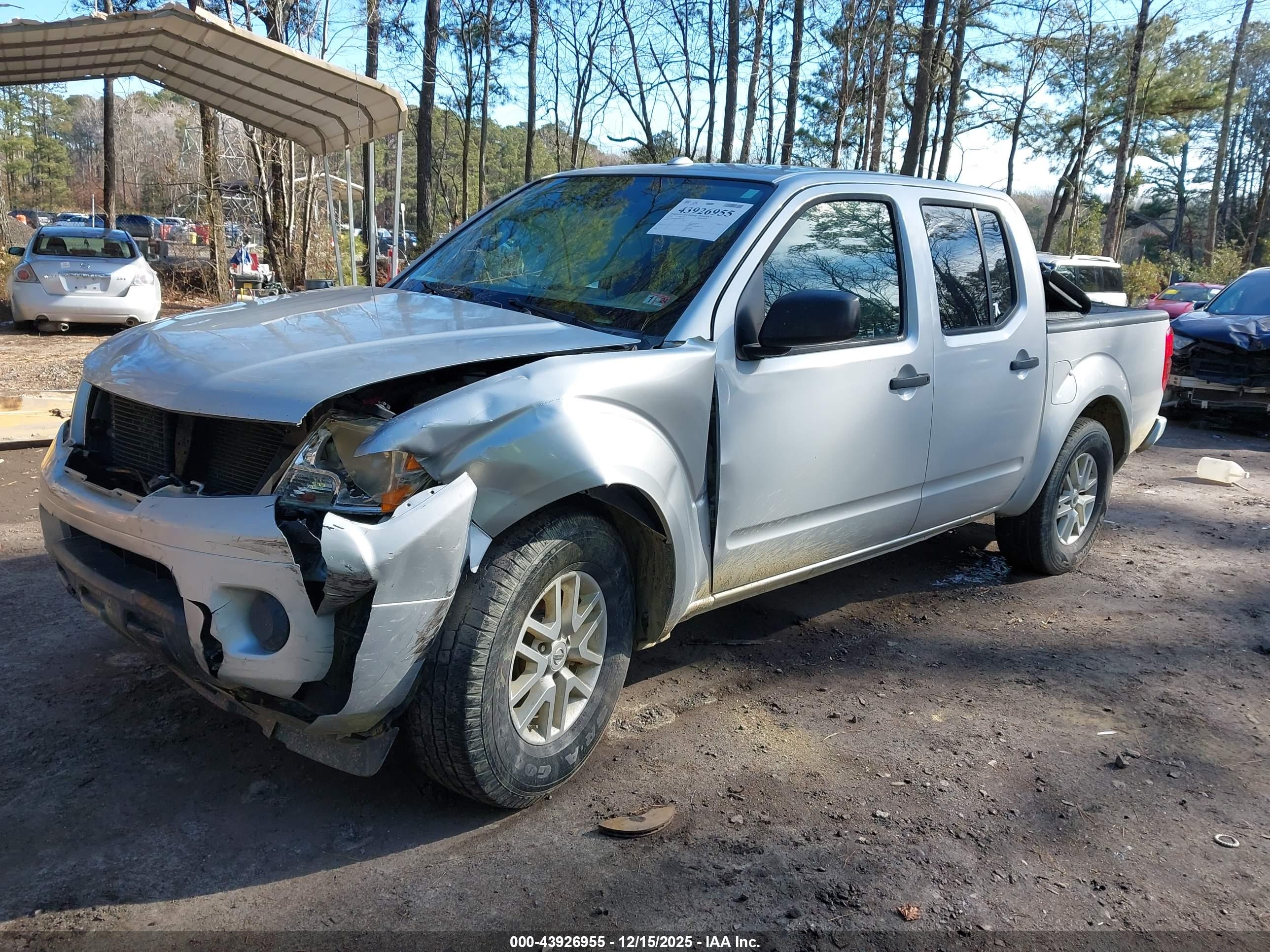NISSAN FRONTIER image 2