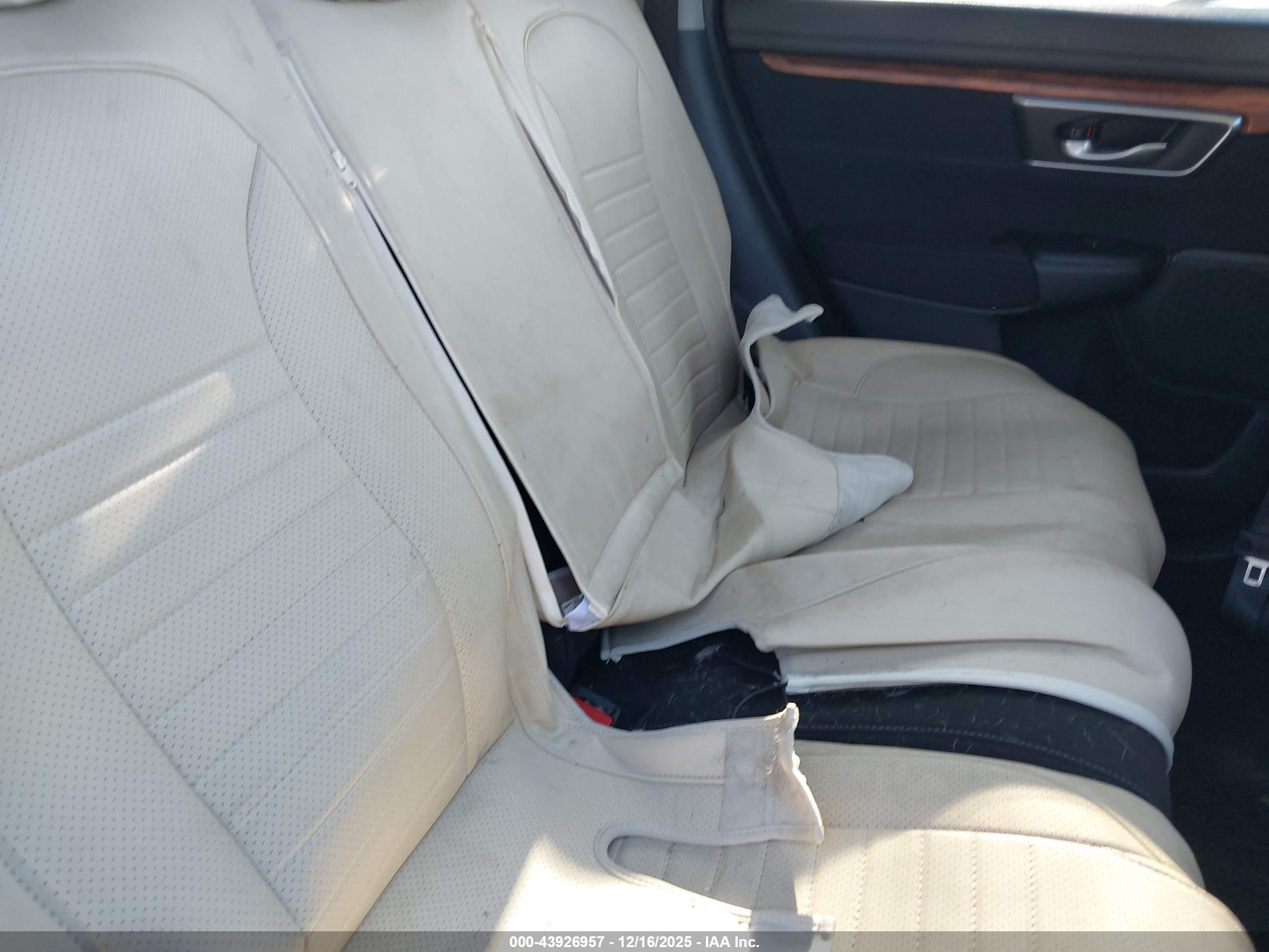 HONDA CR-V image 8