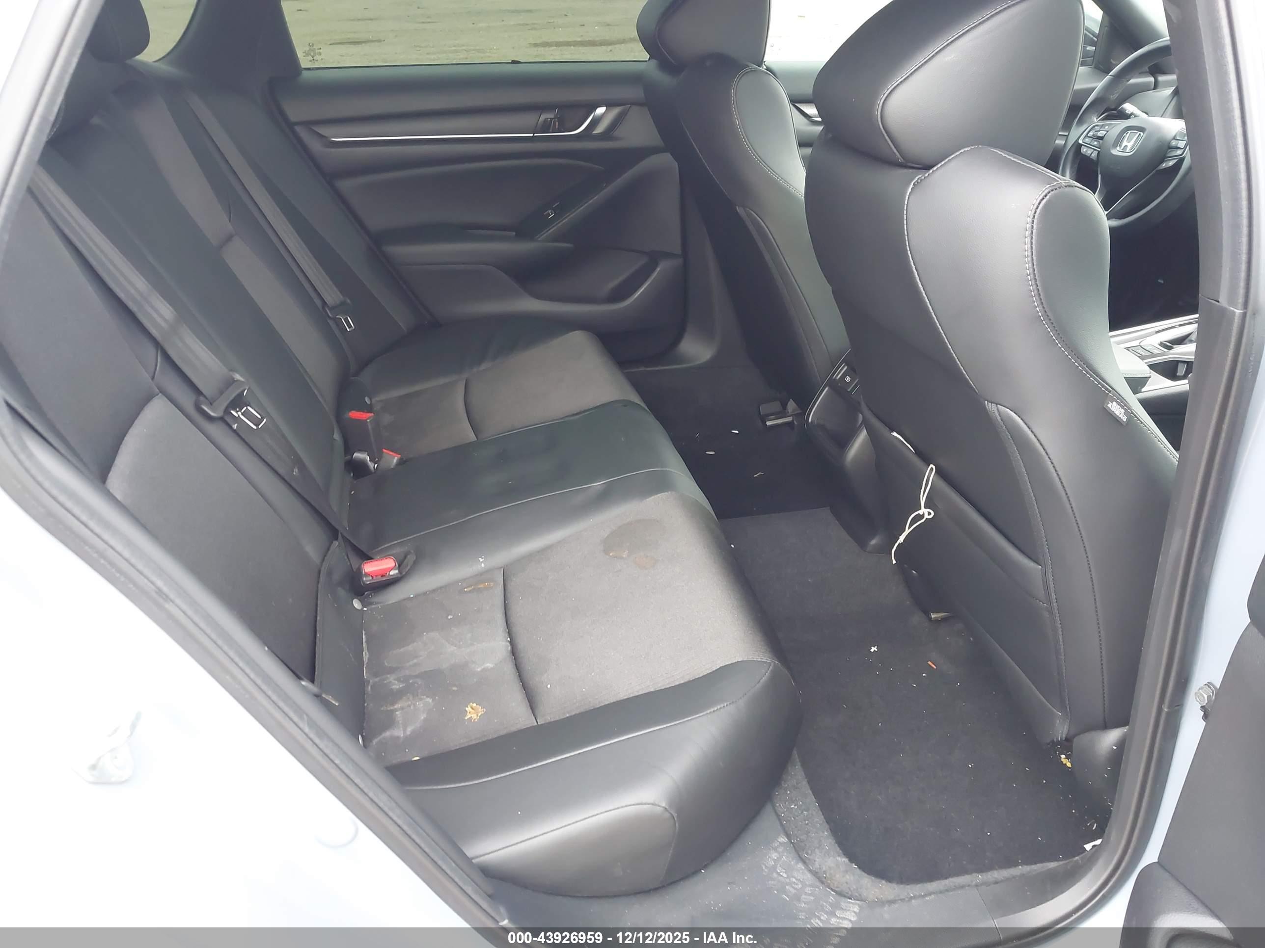 HONDA ACCORD image 8