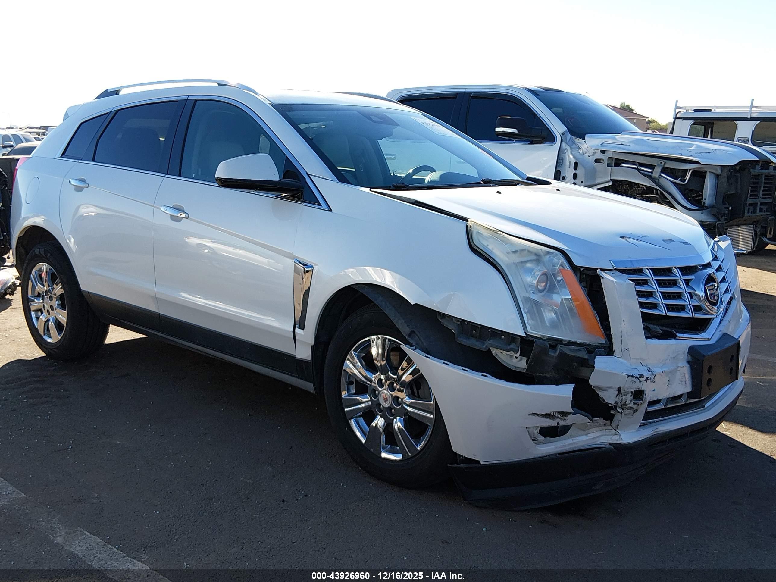 CADILLAC SRX image 6