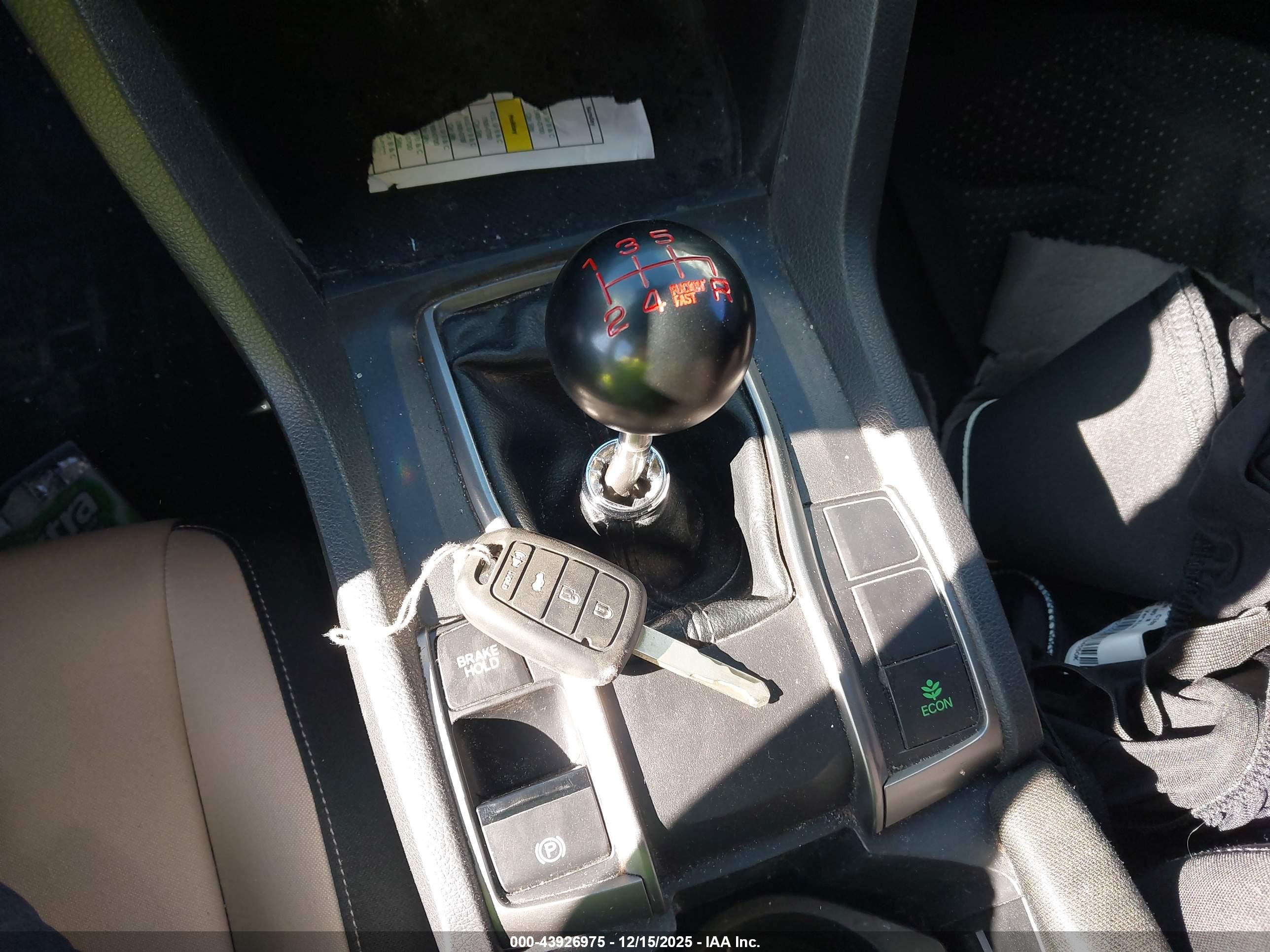 HONDA CIVIC image 11