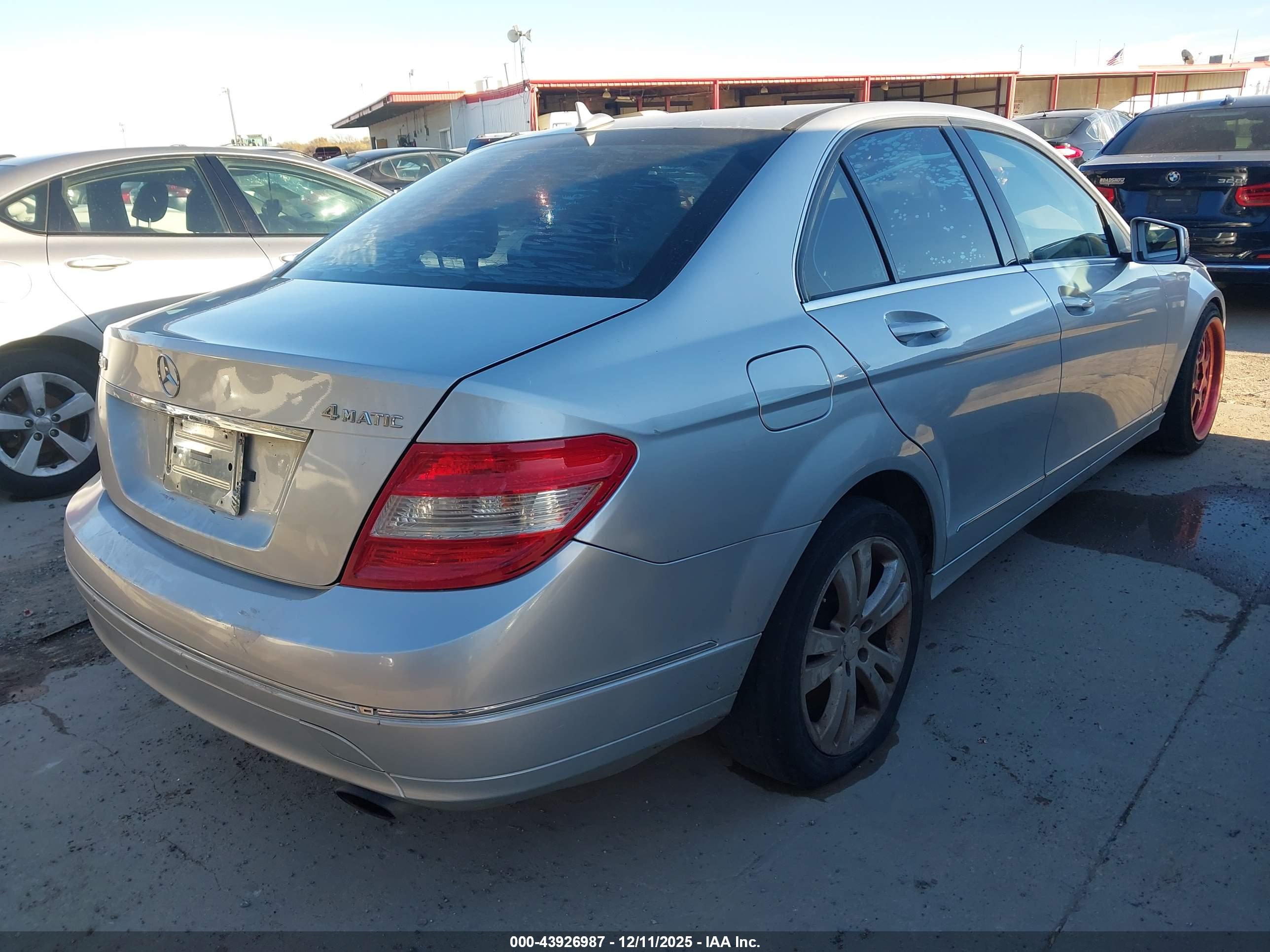MERCEDES-BENZ C image 4