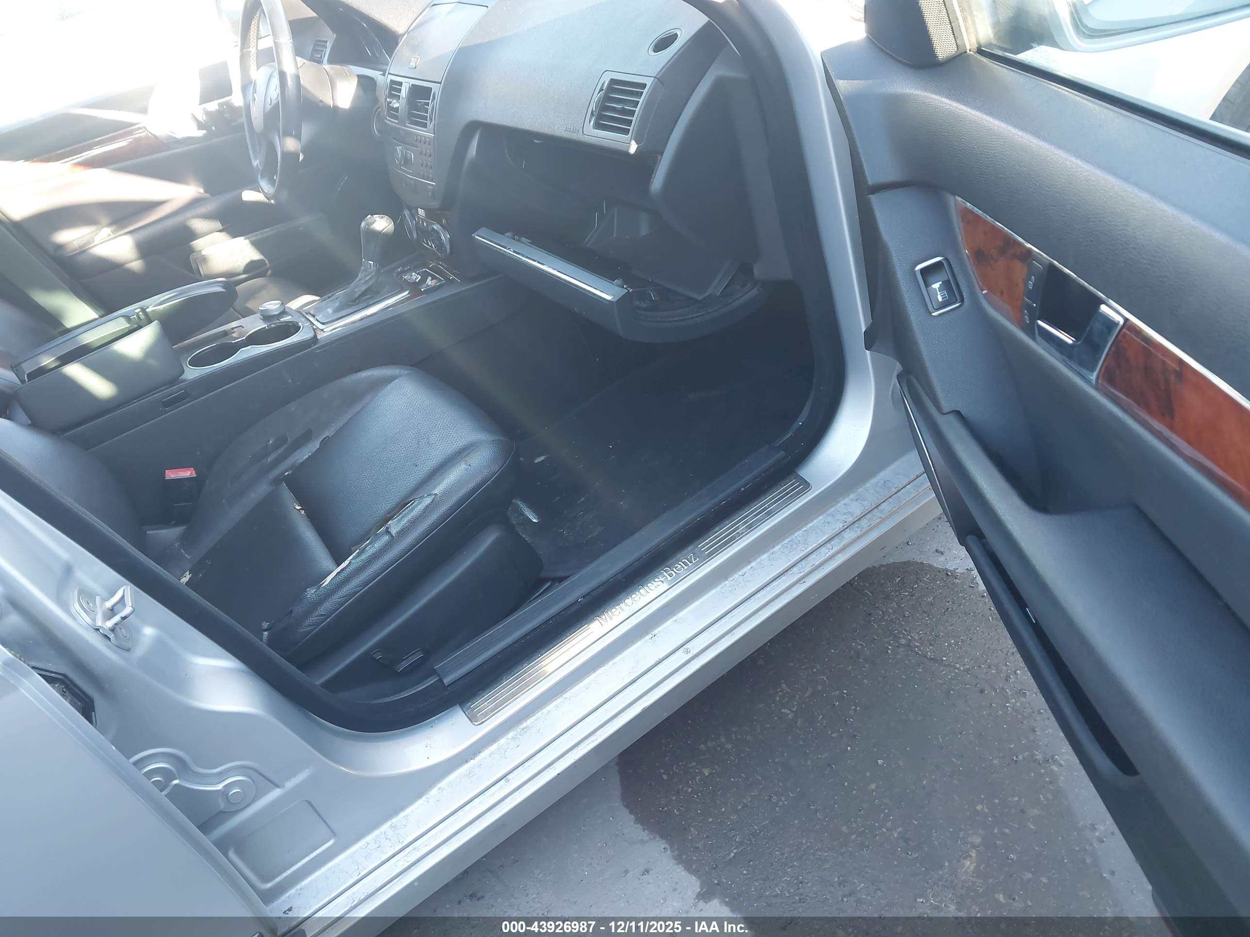 MERCEDES-BENZ C image 5
