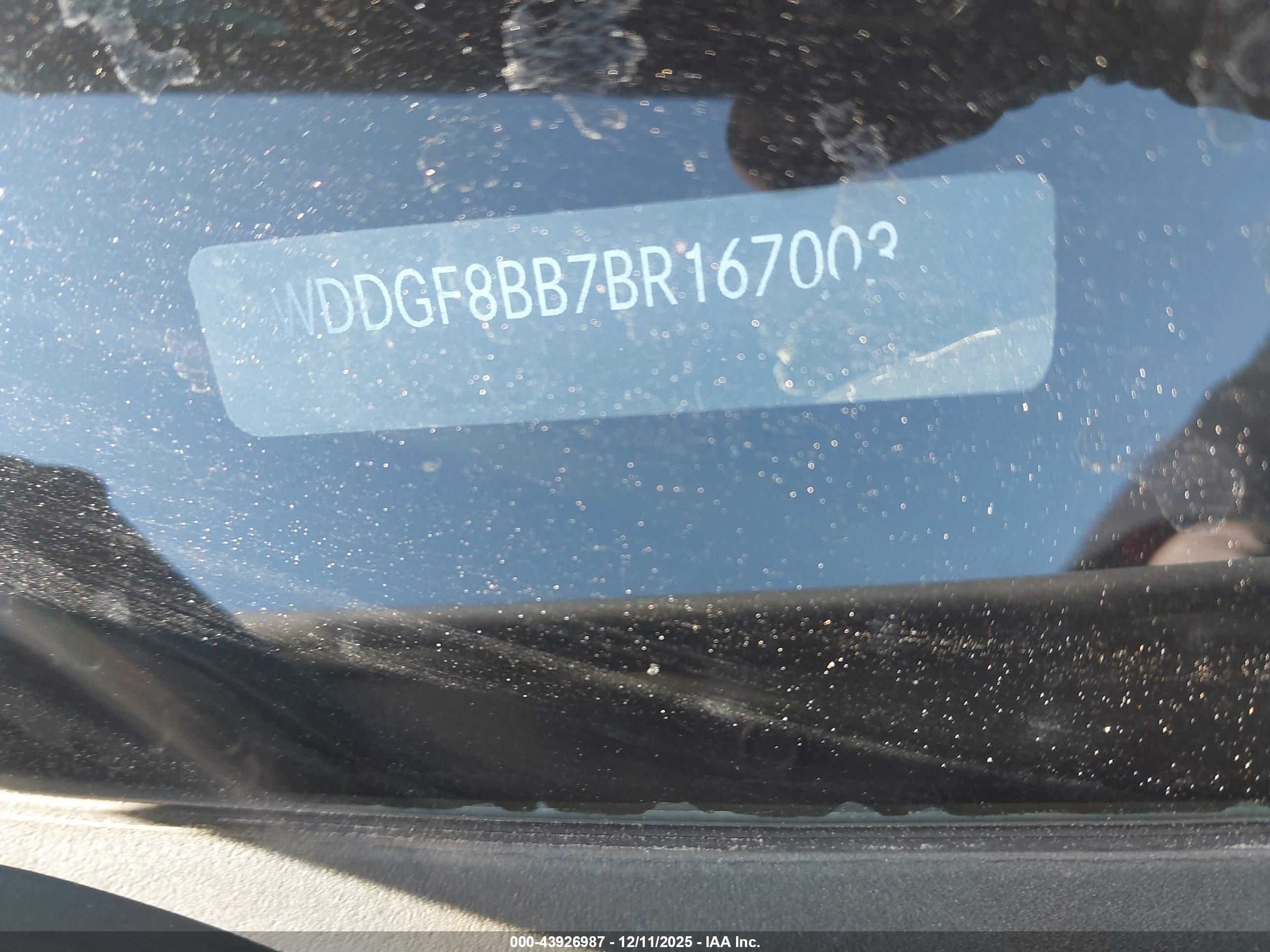 MERCEDES-BENZ C image 9