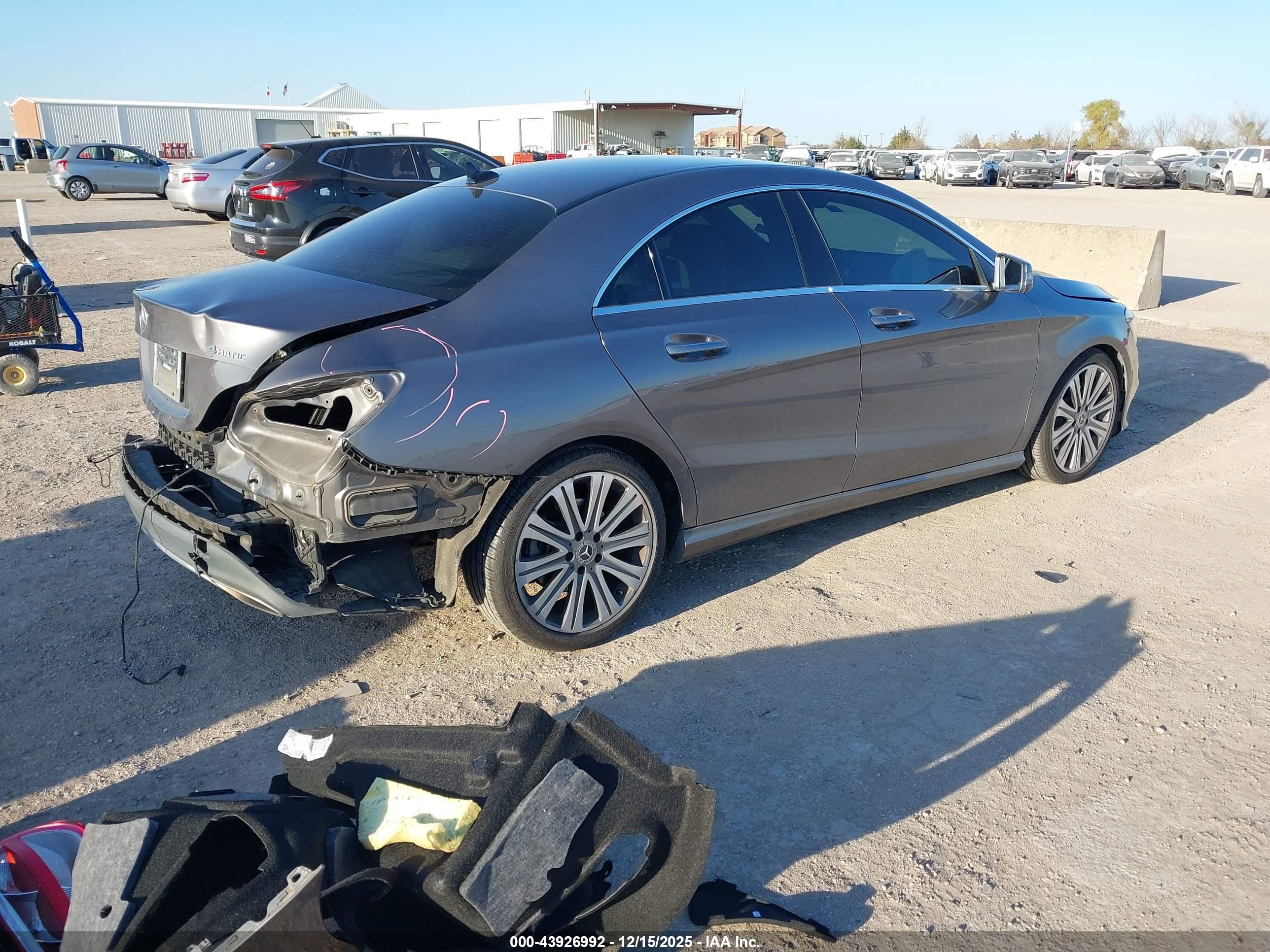 MERCEDES-BENZ CLA image 4