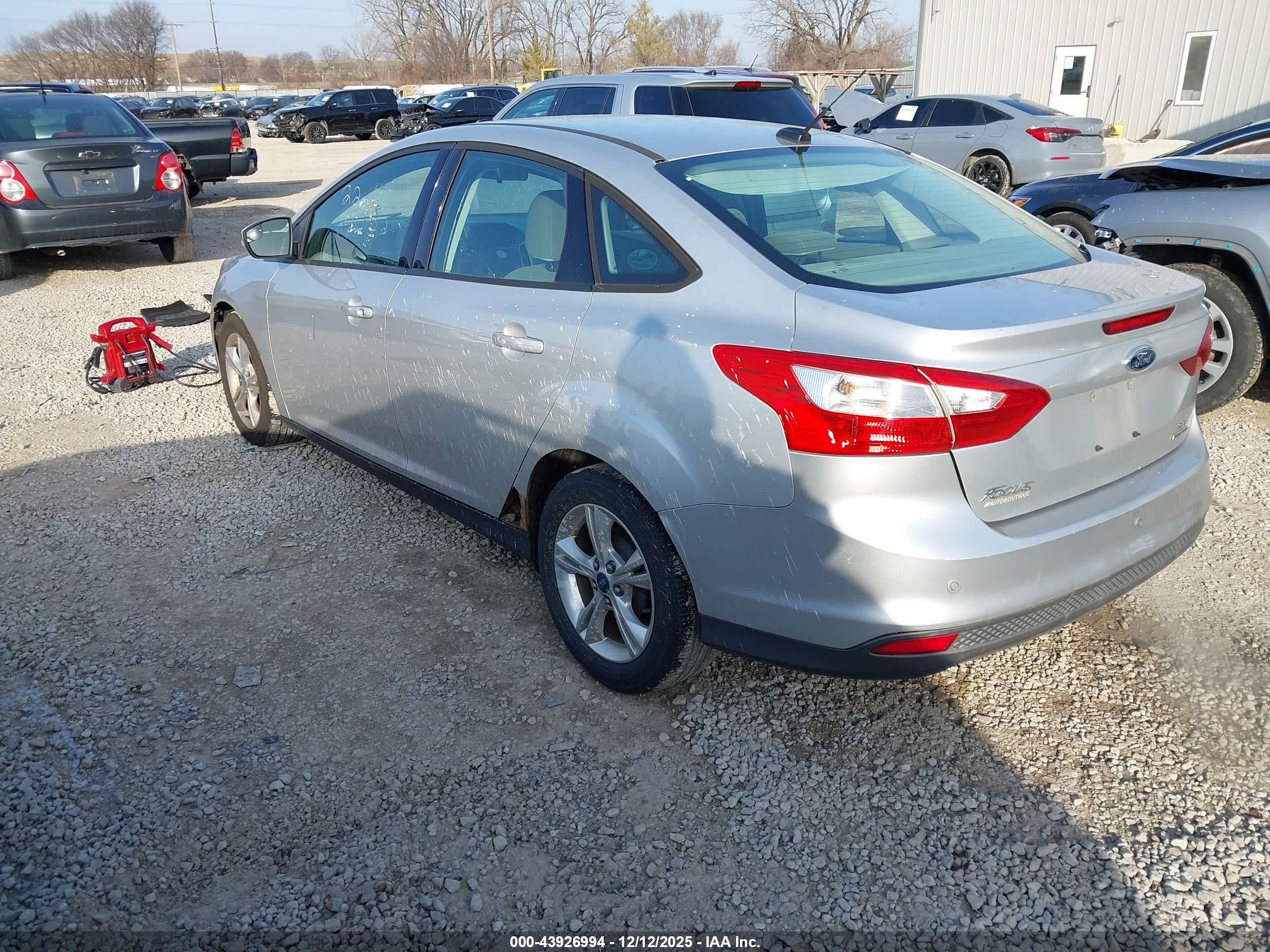 FORD FOCUS image 3