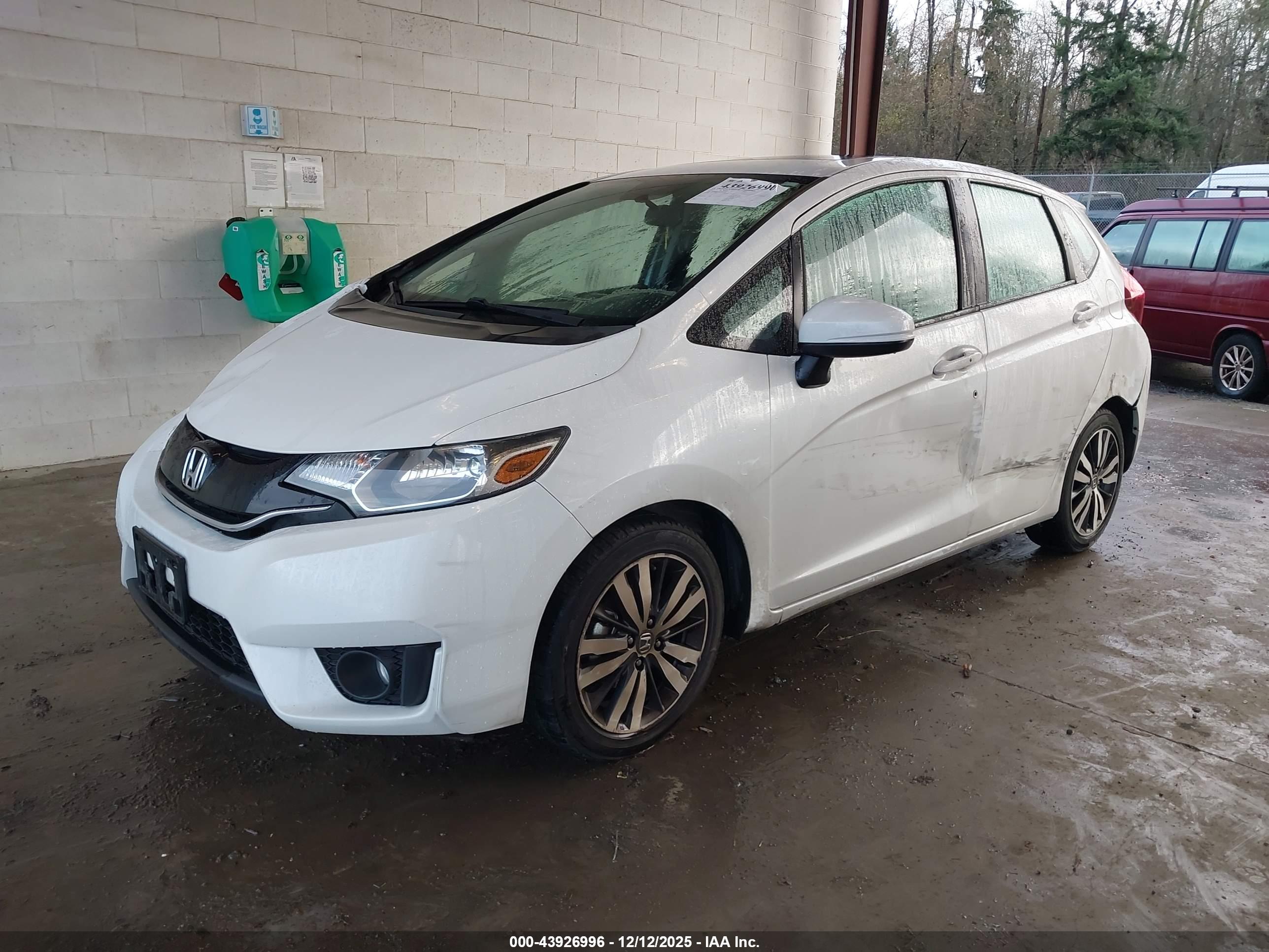 HONDA FIT image 2