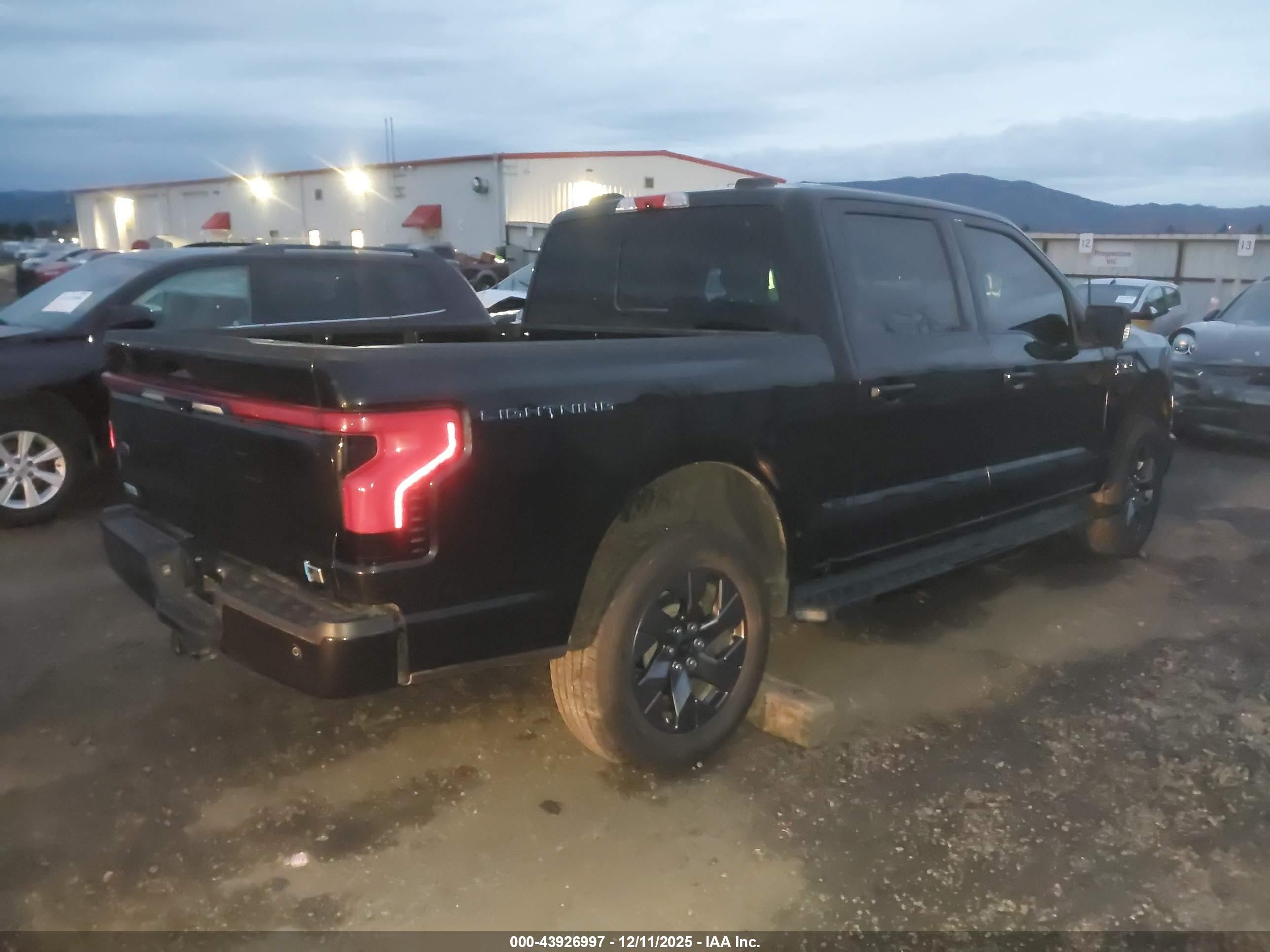 FORD F-150 image 4