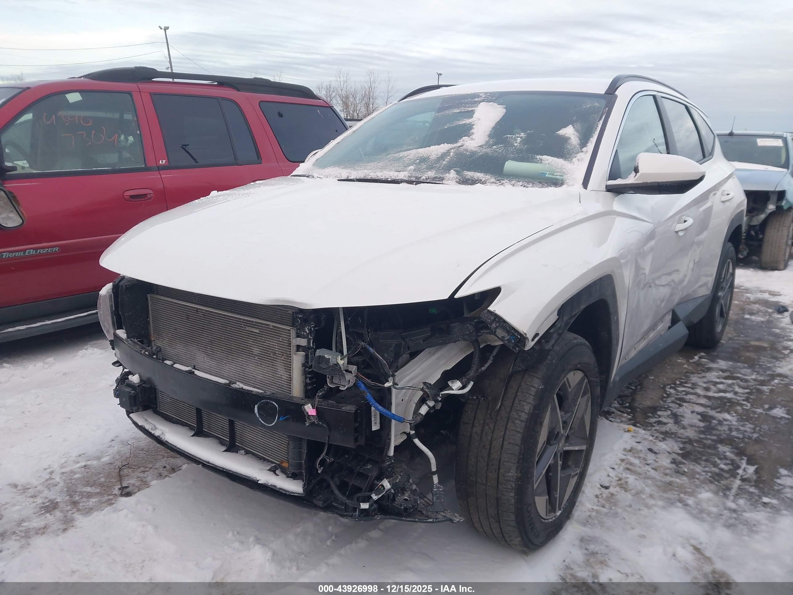 HYUNDAI TUCSON image 2