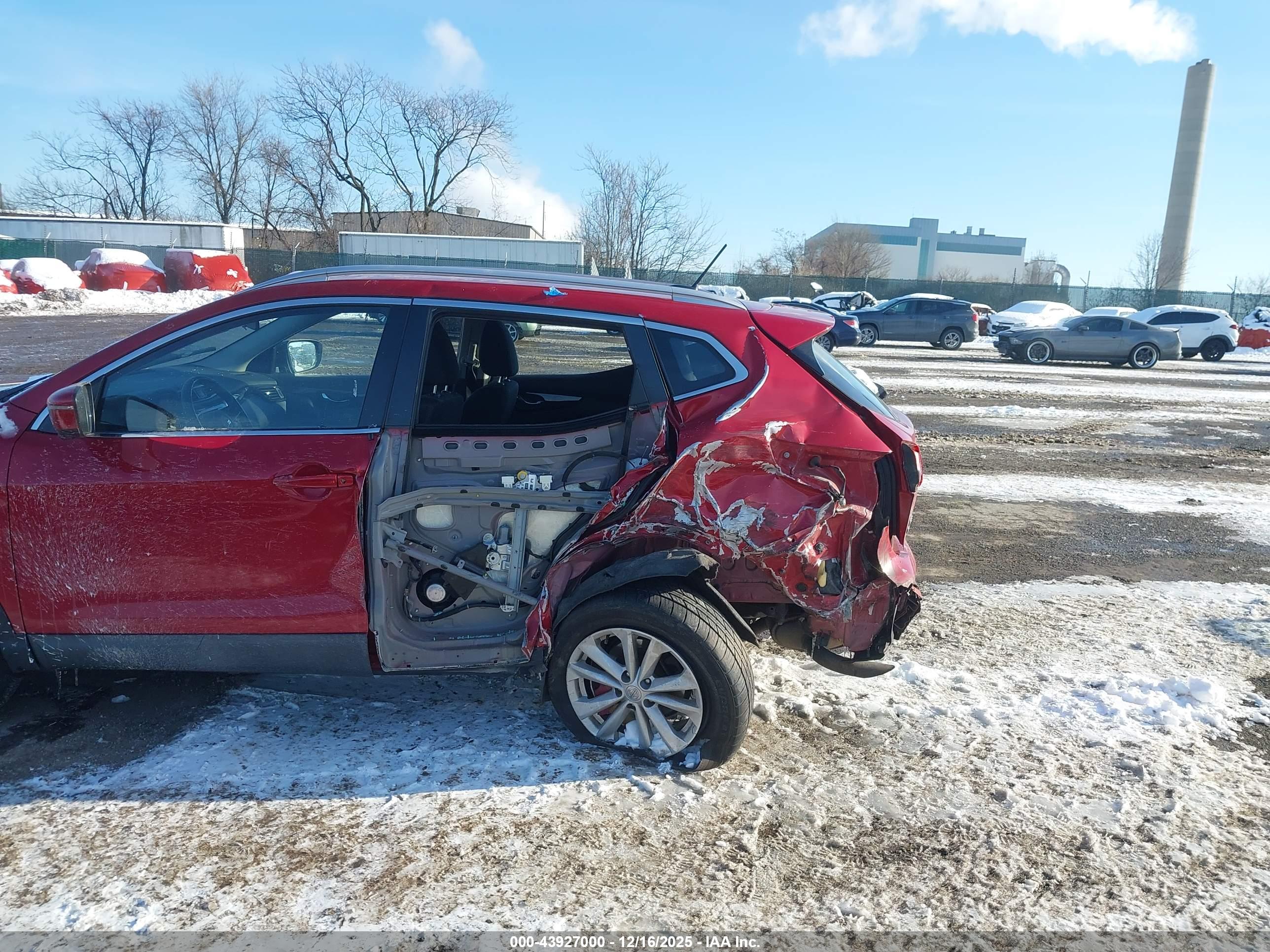 NISSAN ROGUE image 6