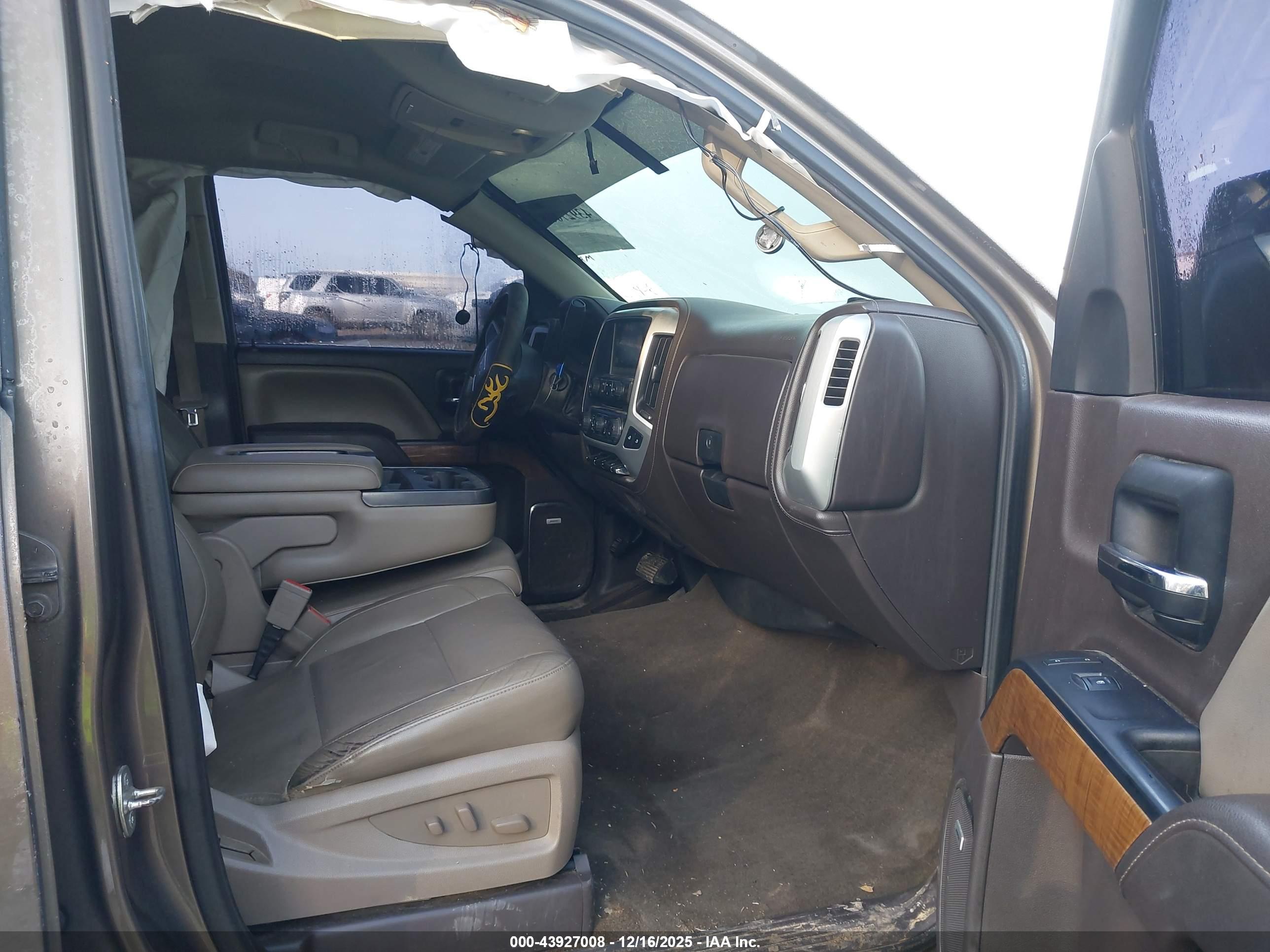 GMC SIERRA image 5
