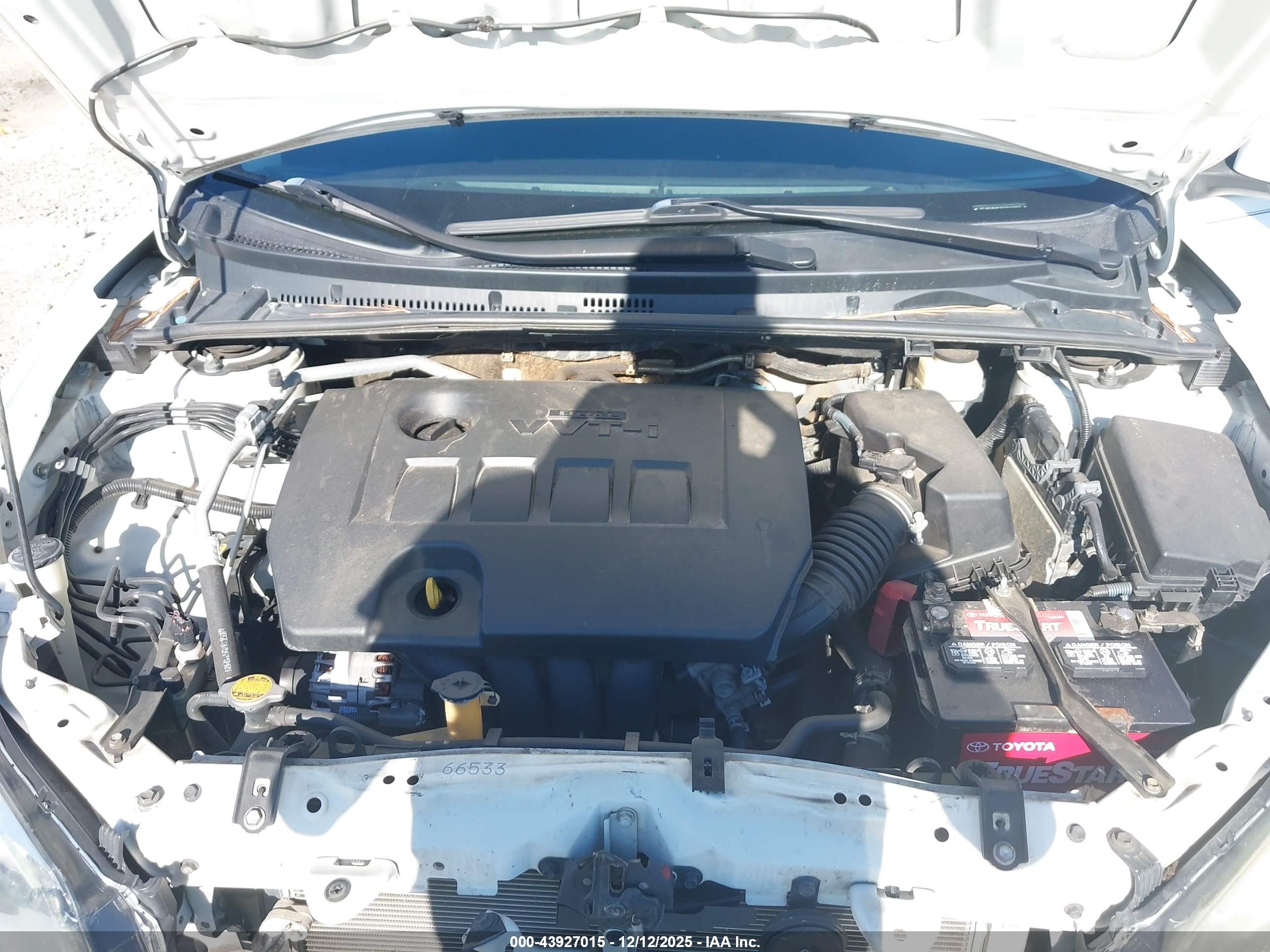 TOYOTA COROLLA image 10