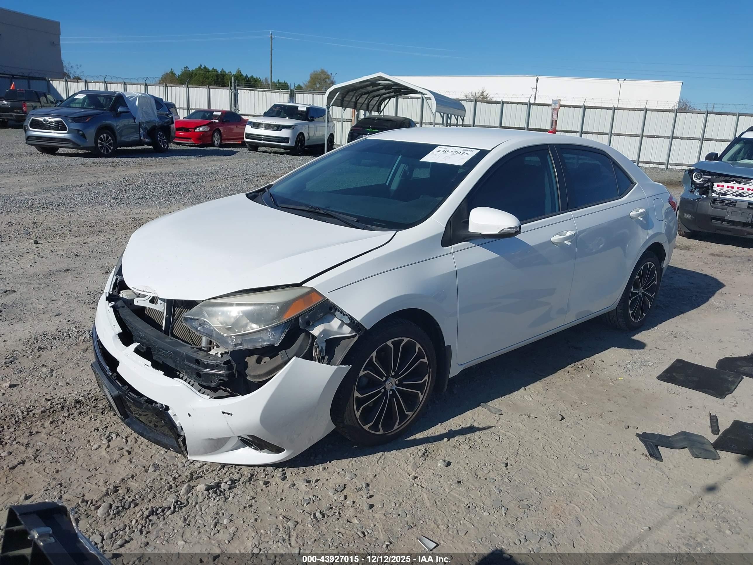 TOYOTA COROLLA image 2
