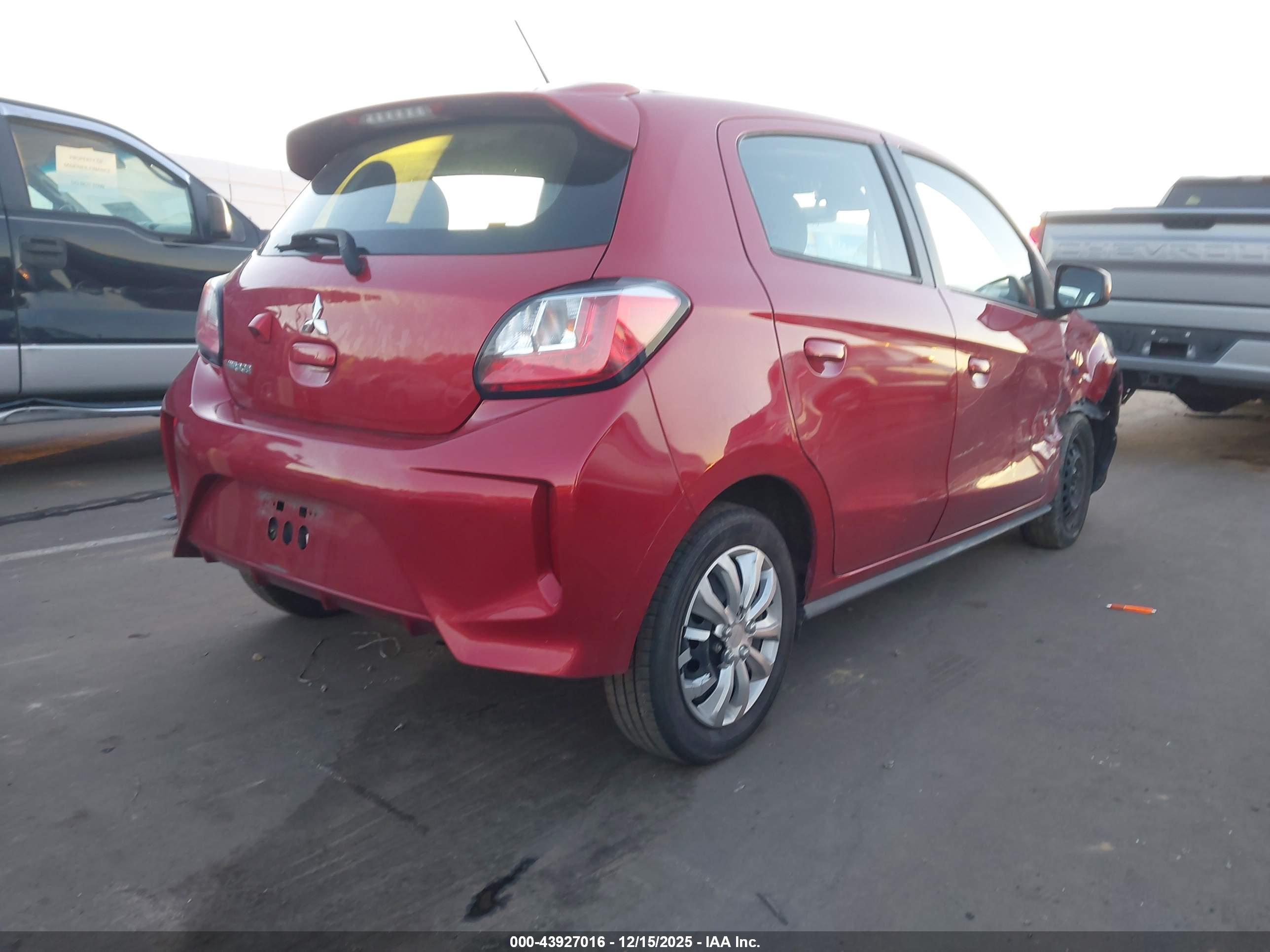 MITSUBISHI MIRAGE image 4