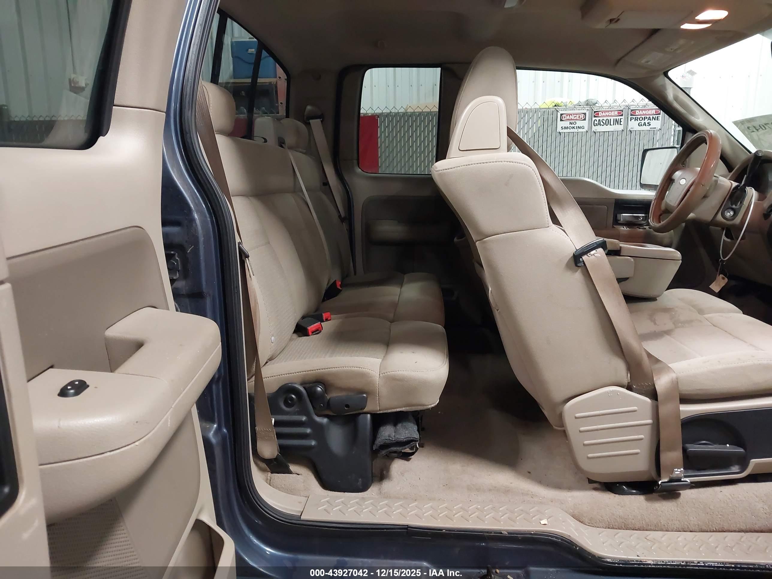 FORD F-150 image 8