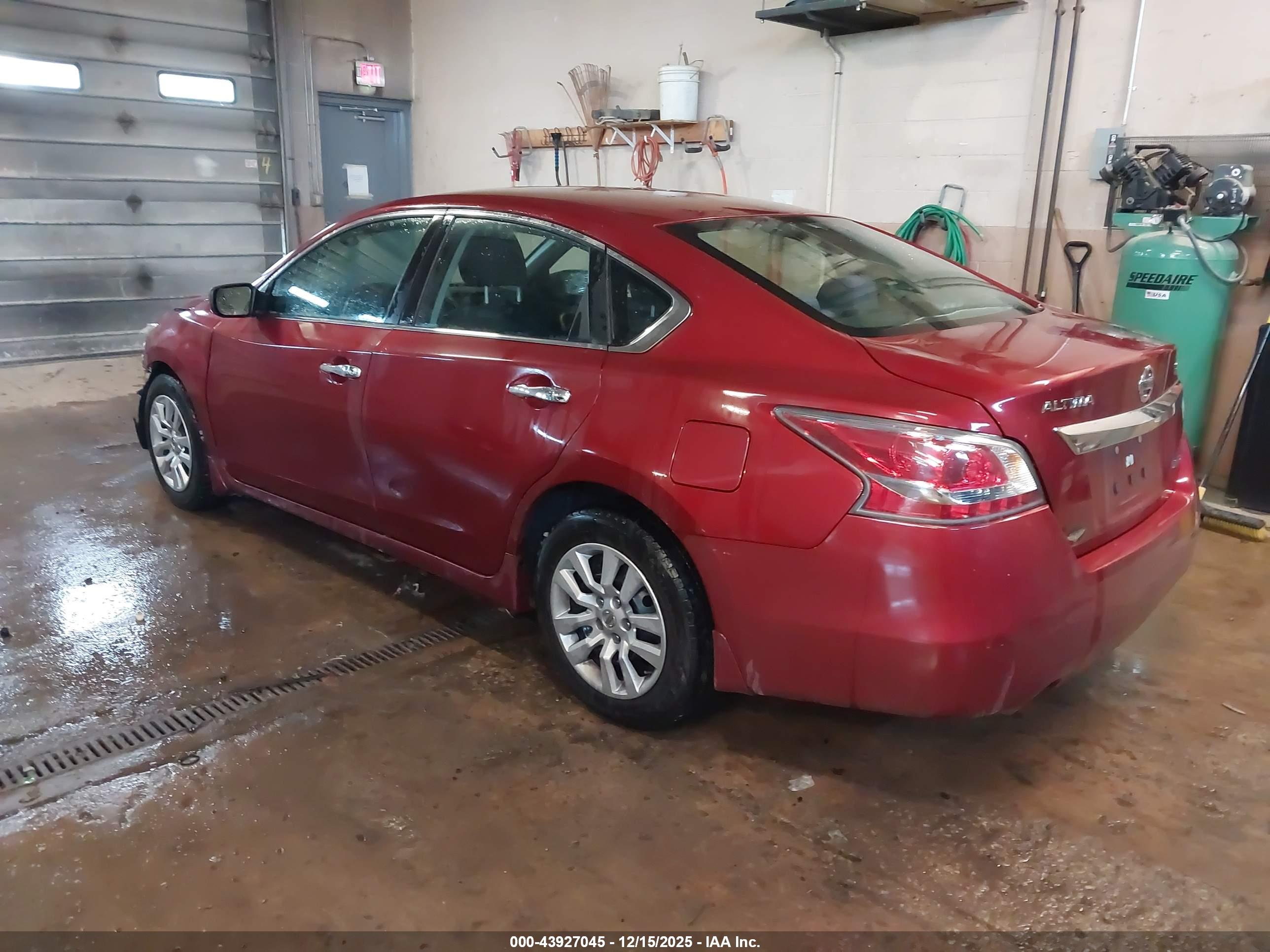 NISSAN ALTIMA image 3