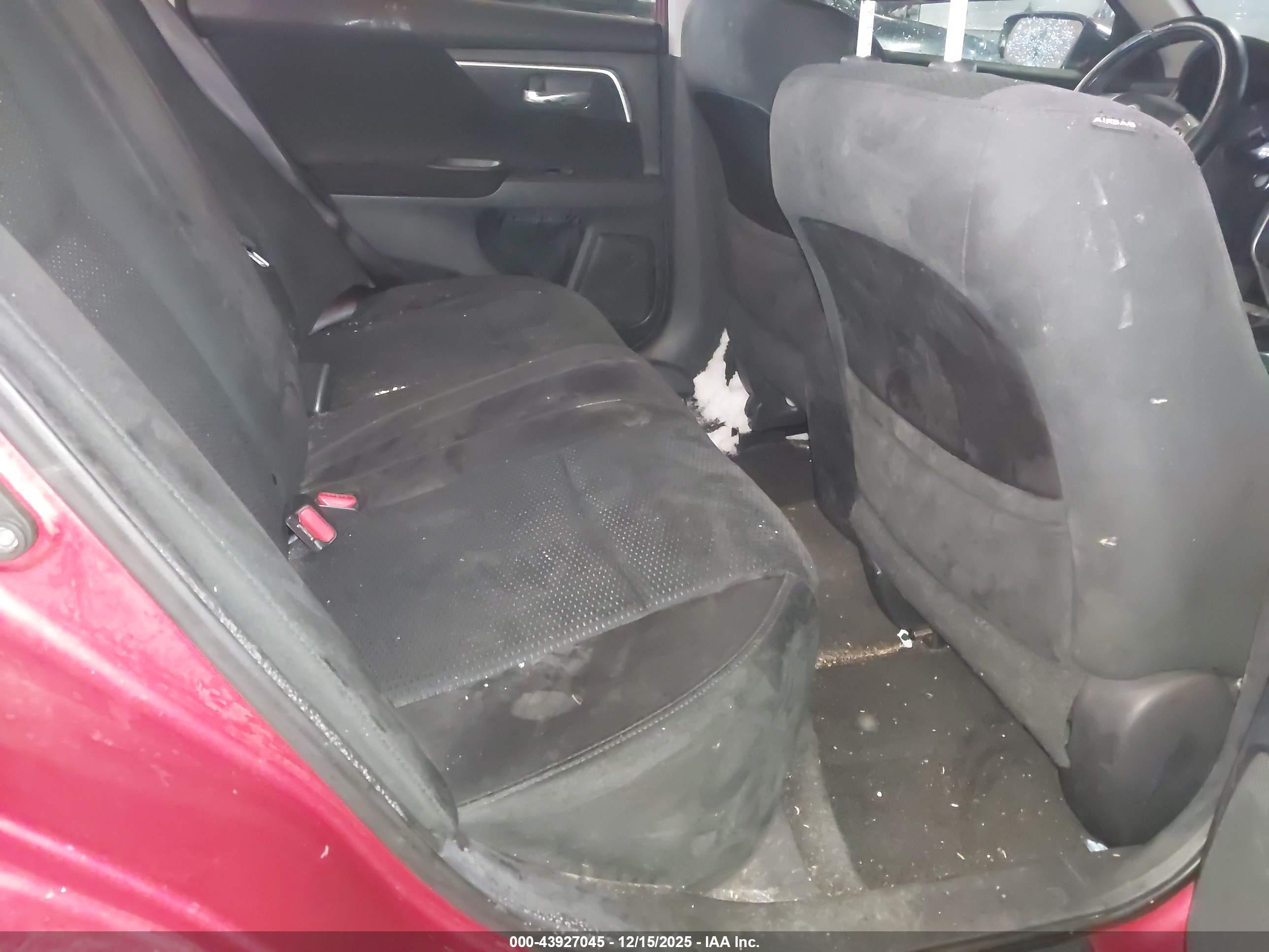 NISSAN ALTIMA image 8