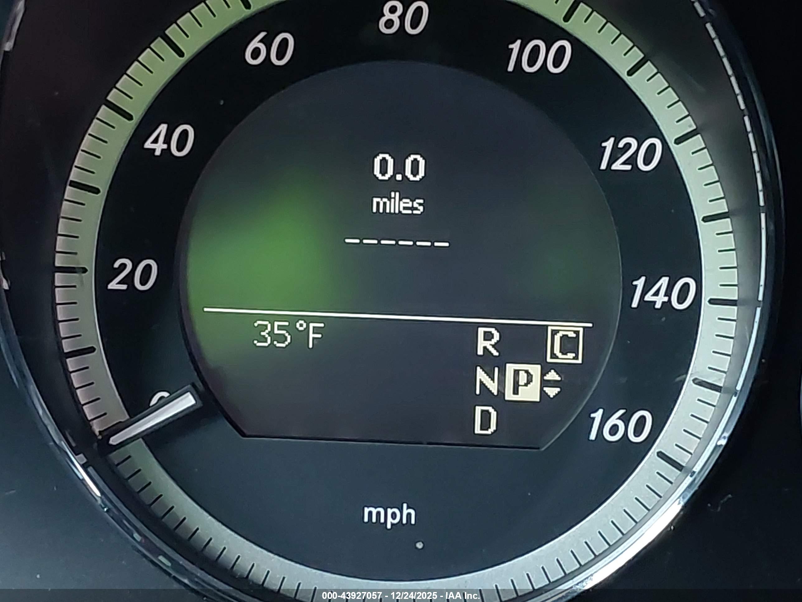 MERCEDES-BENZ E image 7