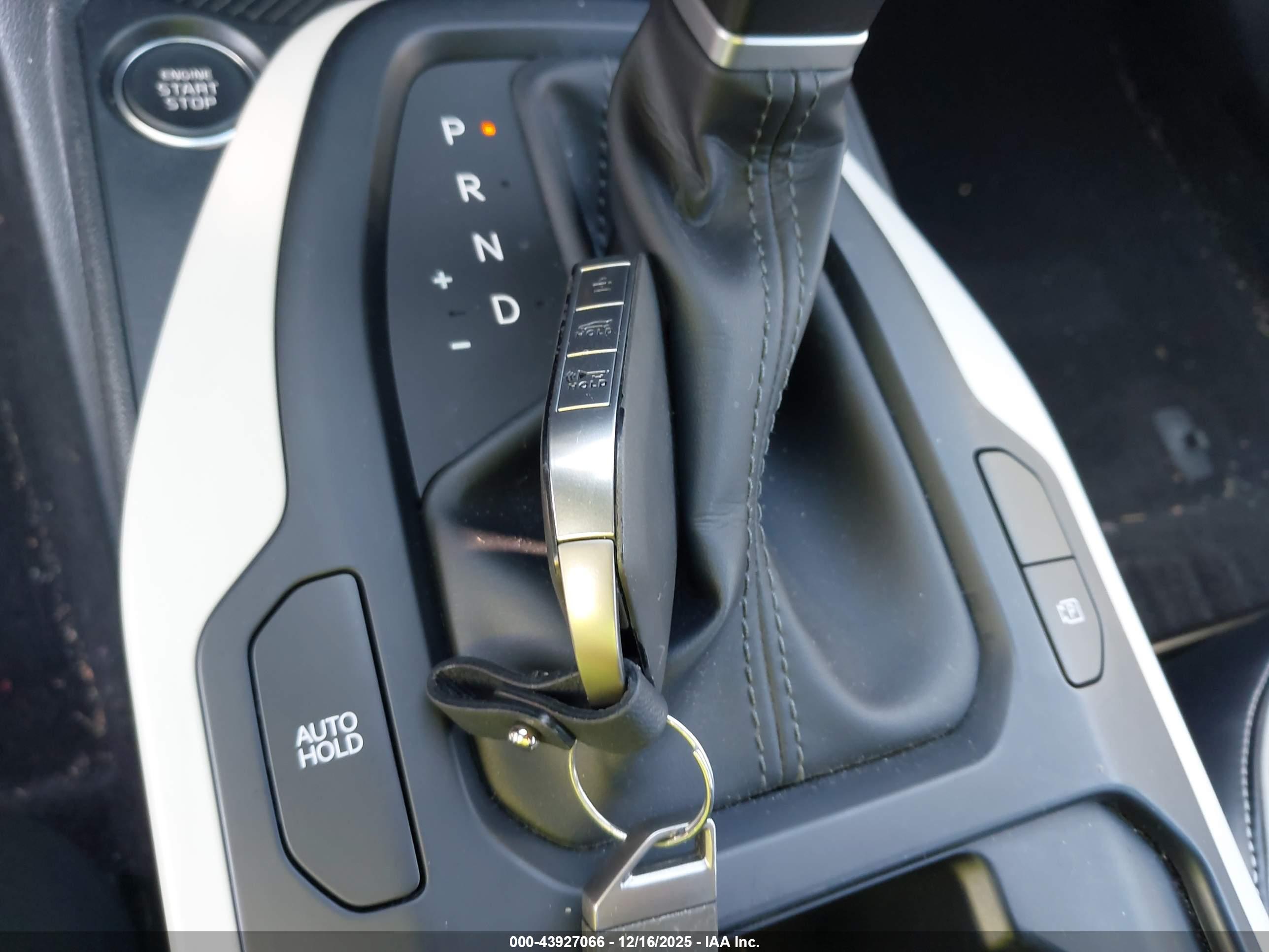 KIA K4 image 11