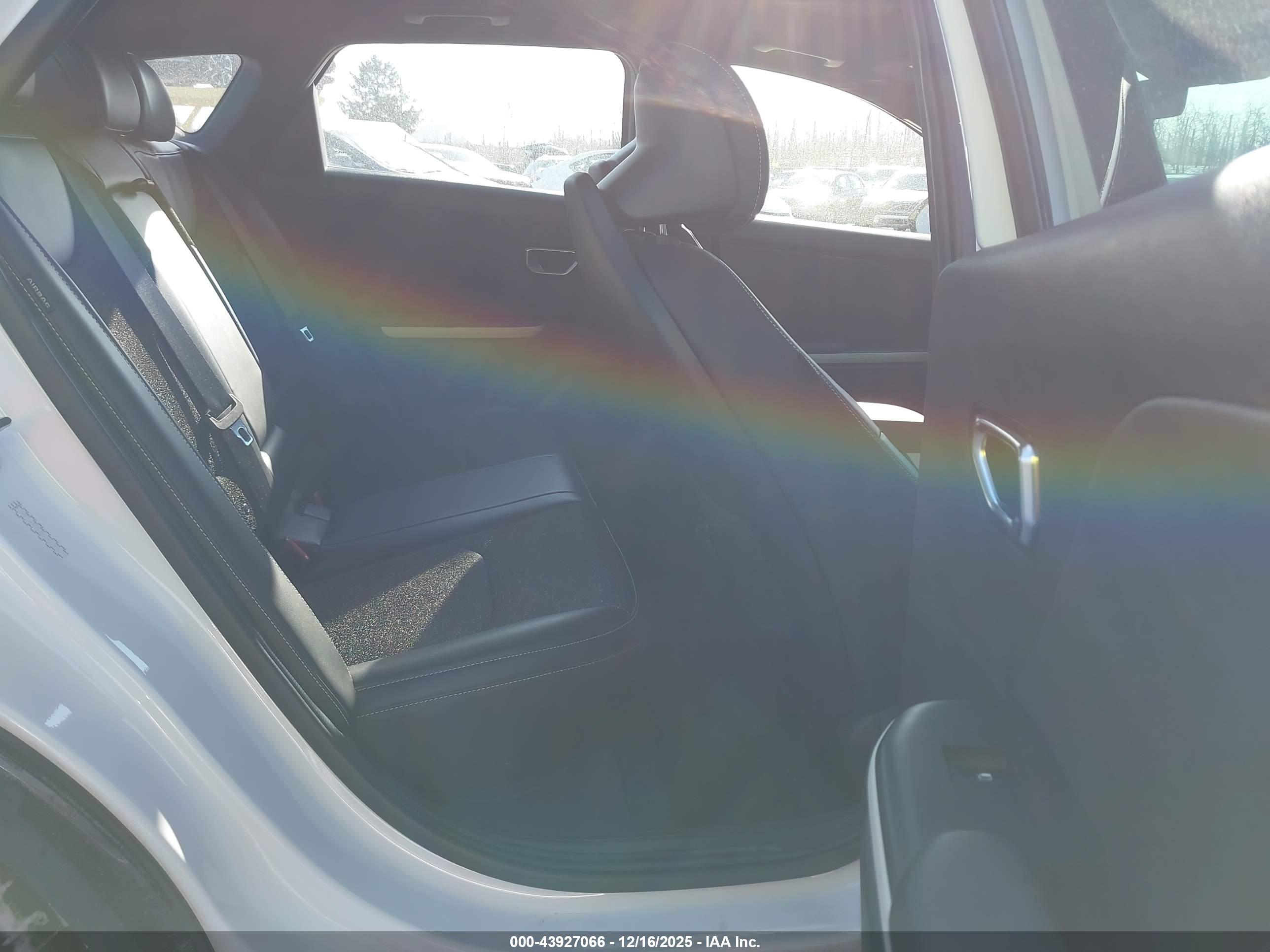 KIA K4 image 8