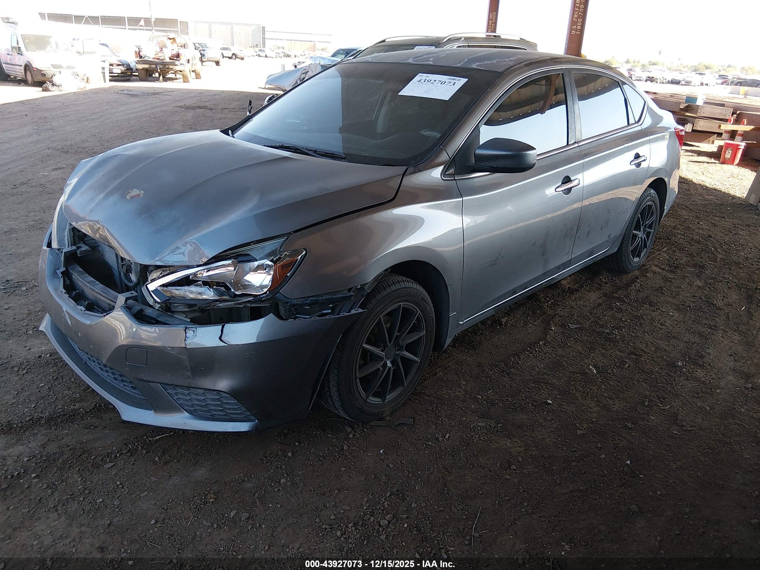 NISSAN SENTRA image 2