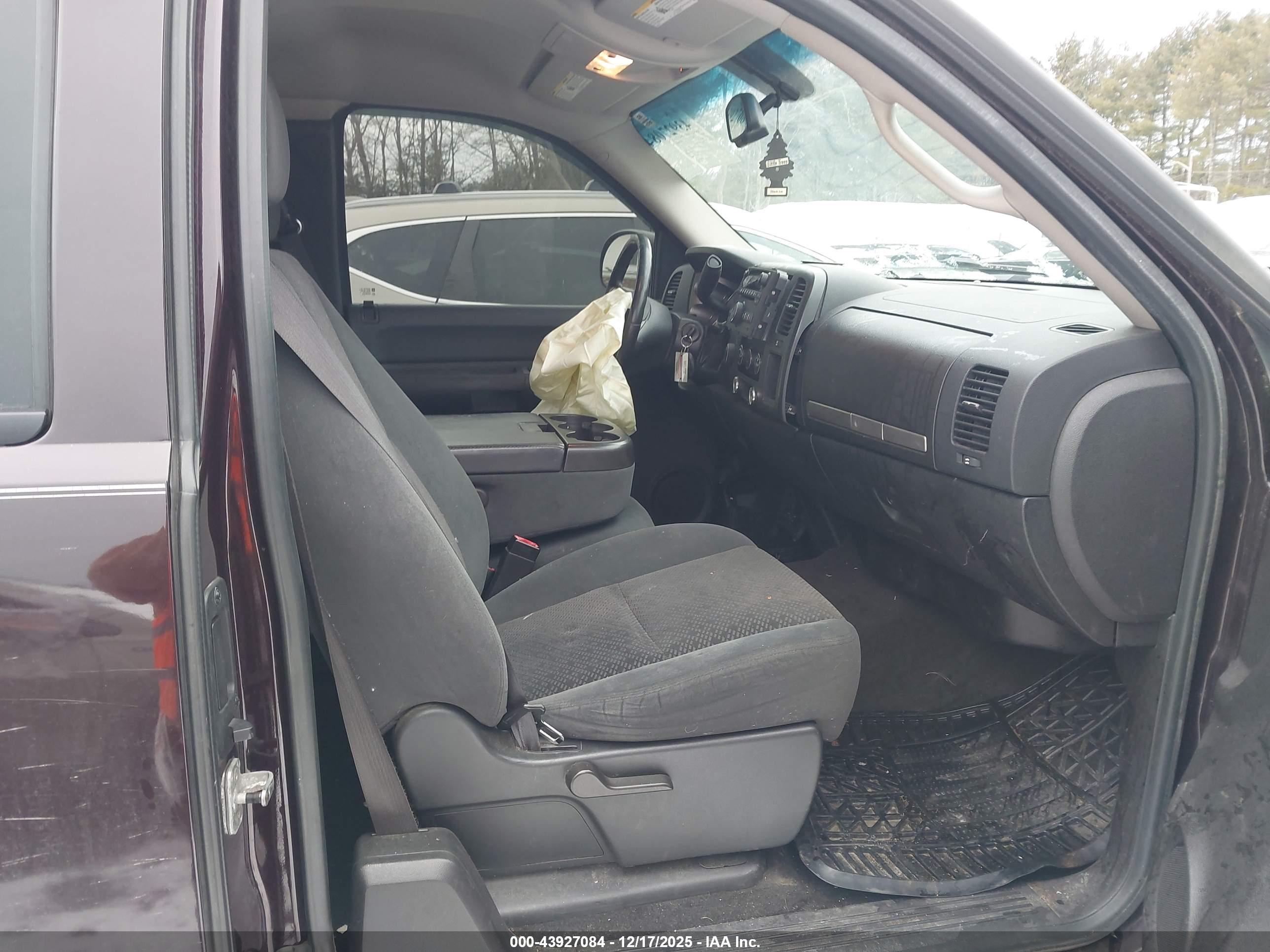 GMC SIERRA image 5