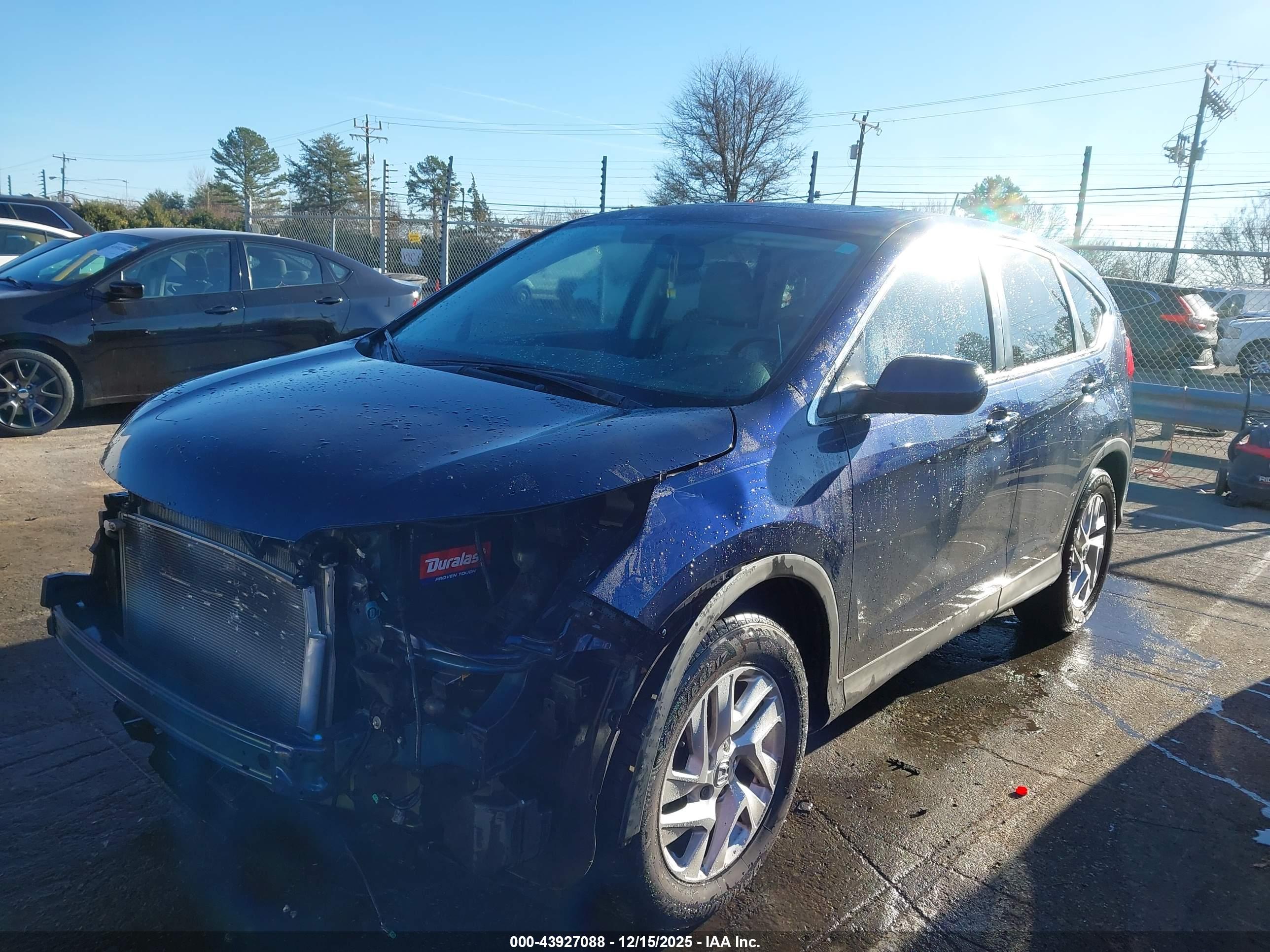 HONDA CR-V image 2