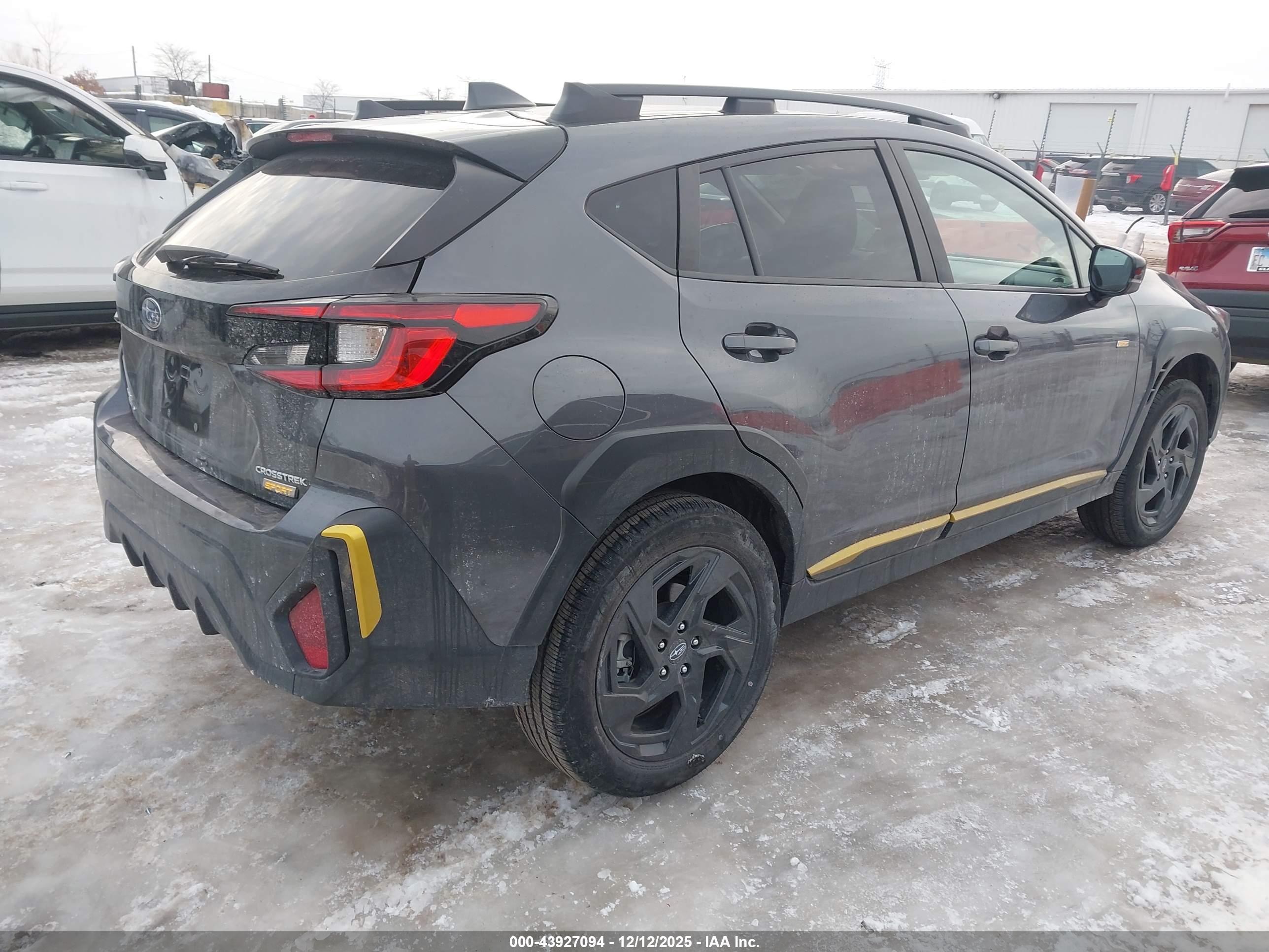 SUBARU CROSSTREK image 4