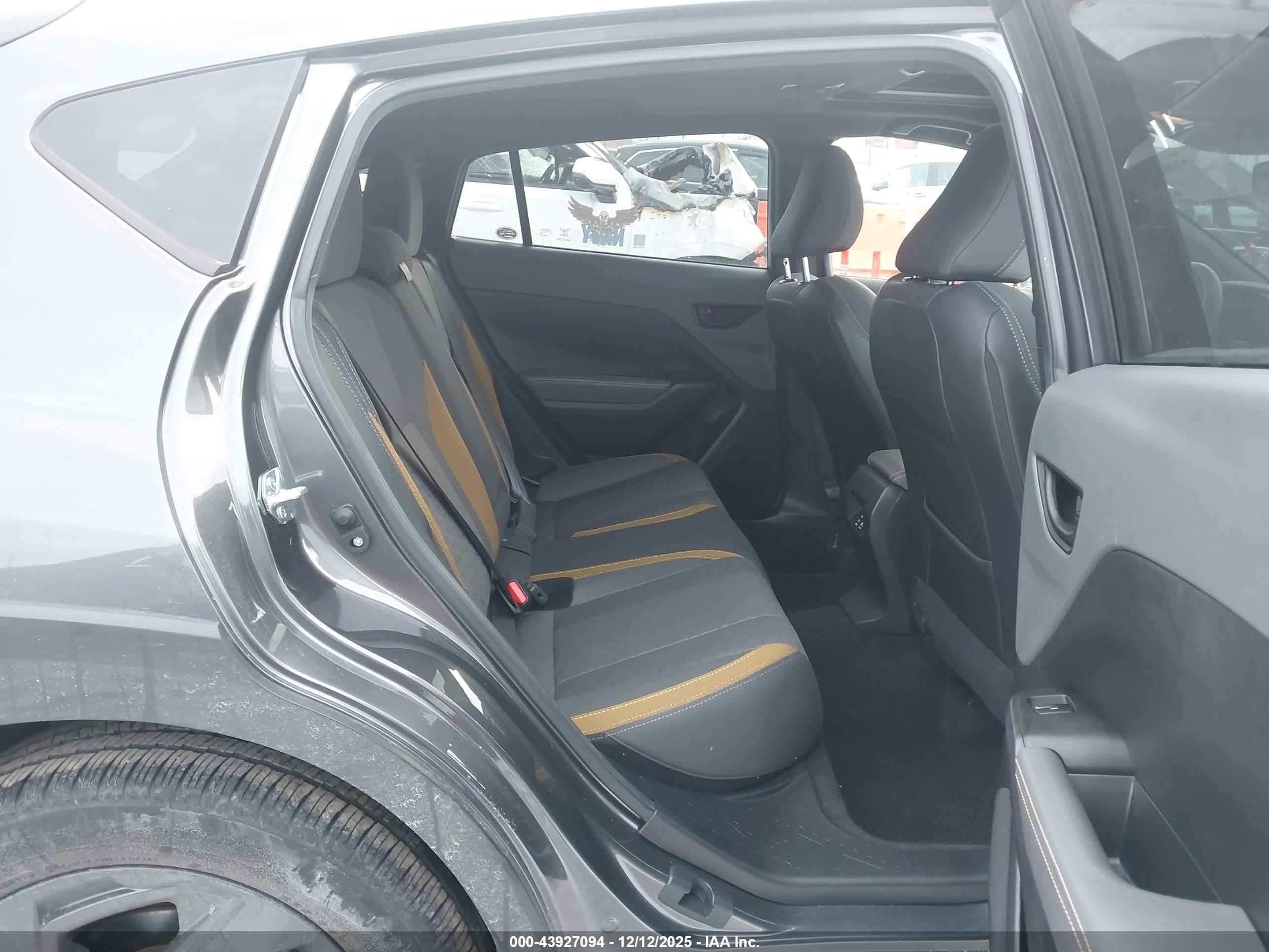 SUBARU CROSSTREK image 8