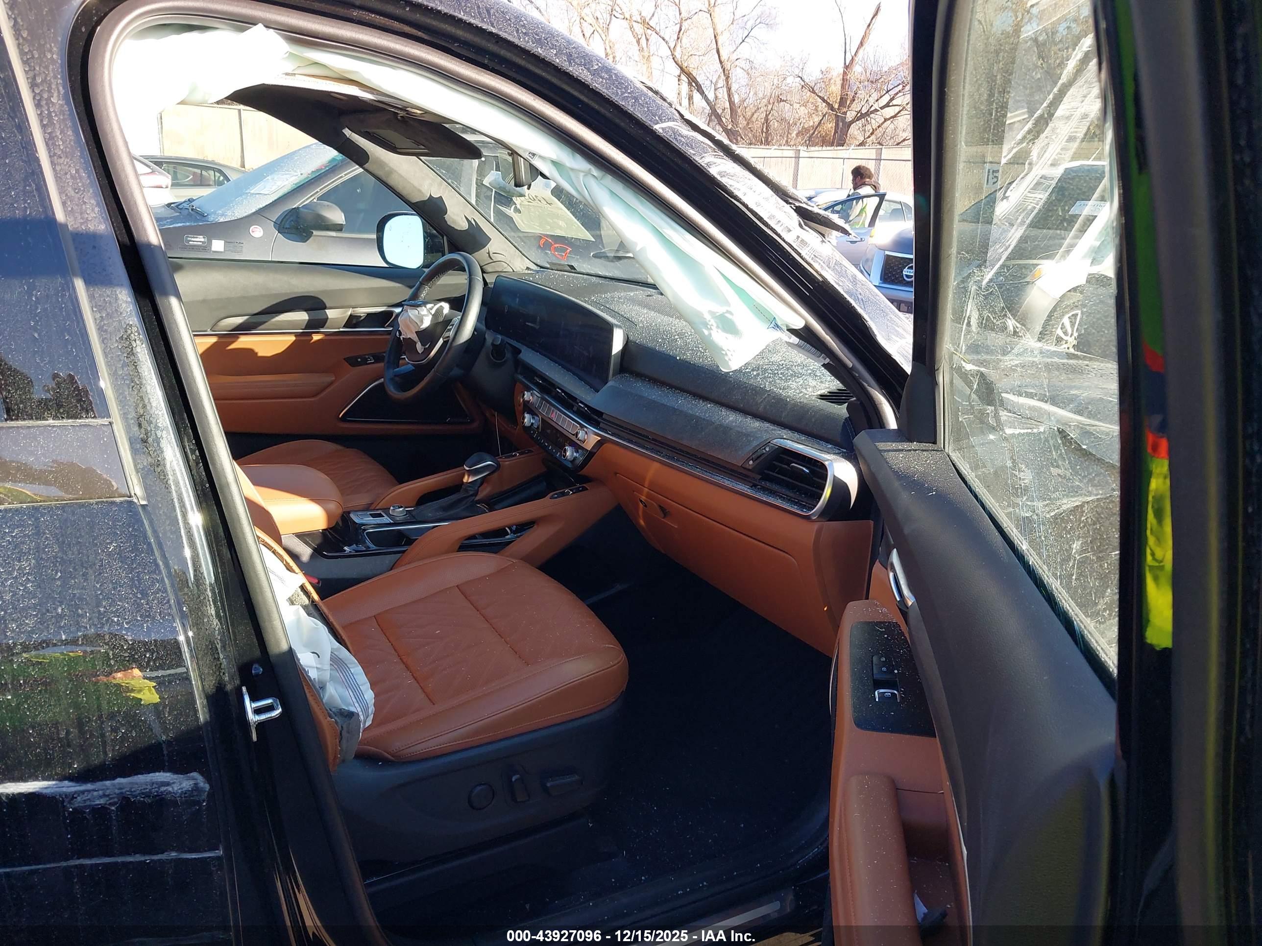 KIA TELLURIDE image 5