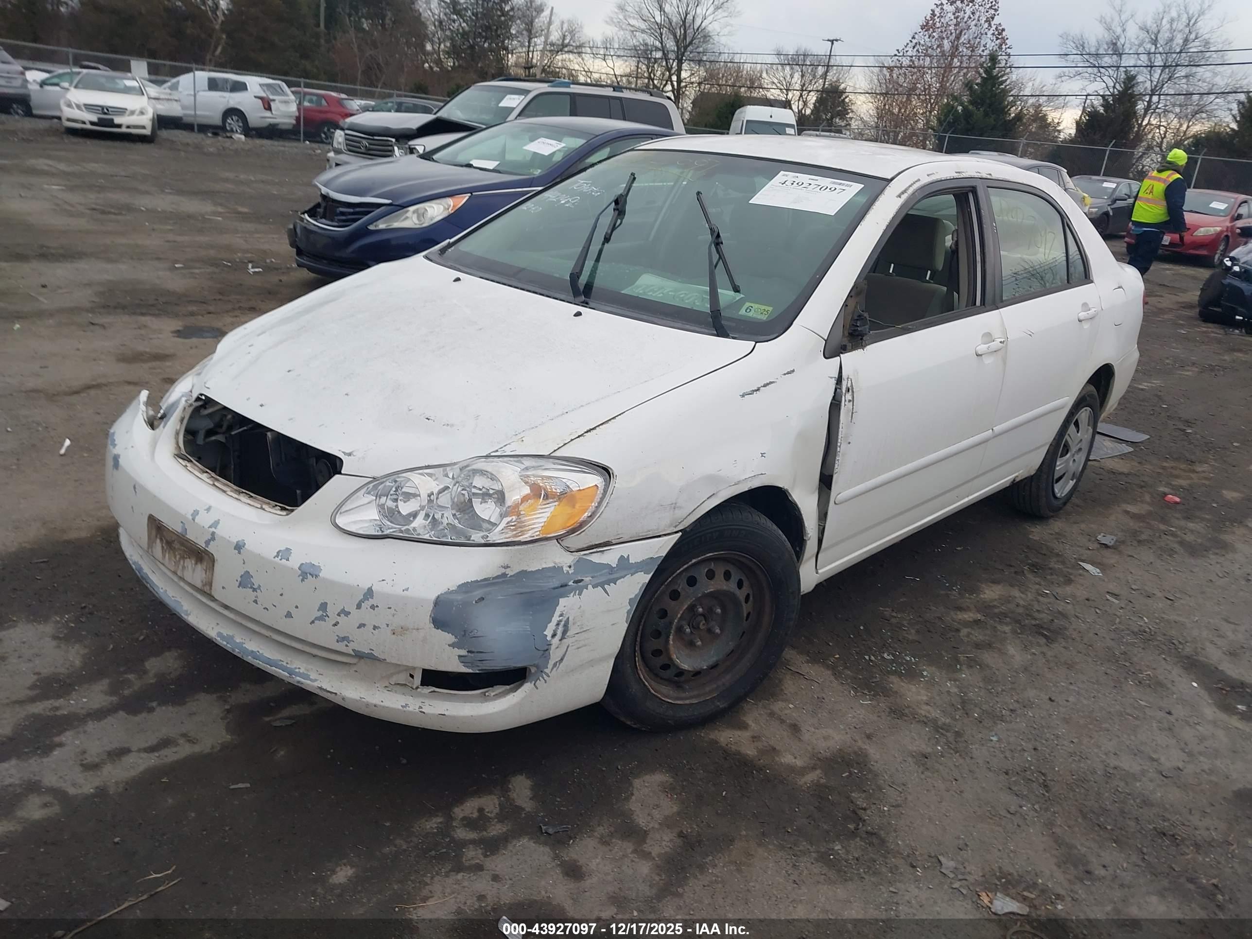 TOYOTA COROLLA image 2