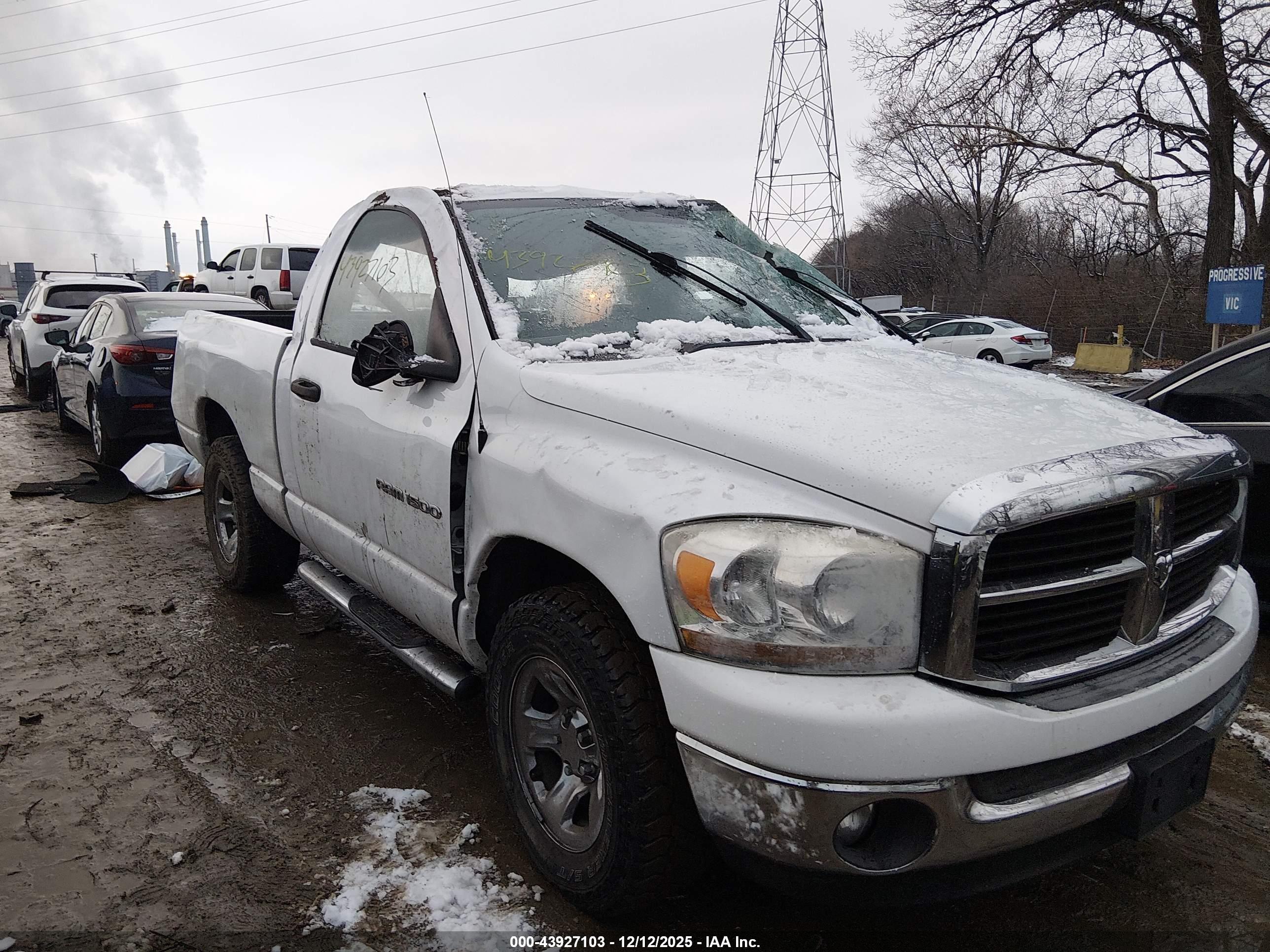 DODGE RAM image 6