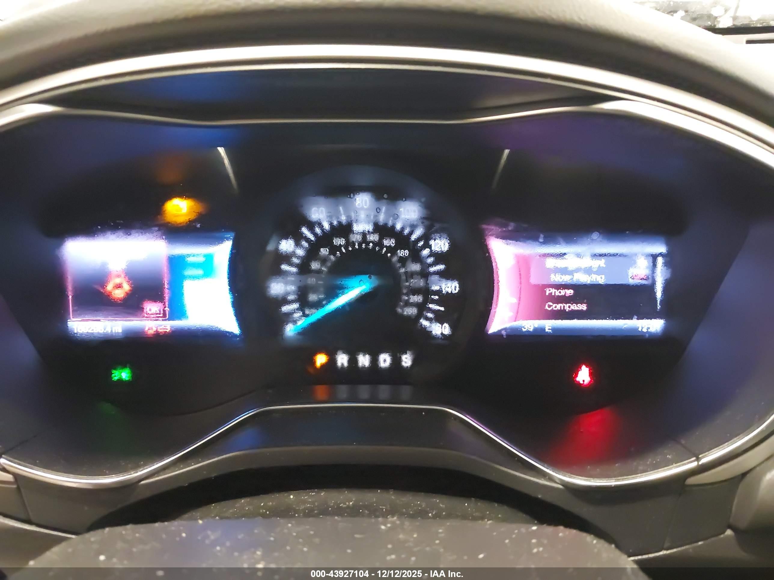 FORD FUSION image 7