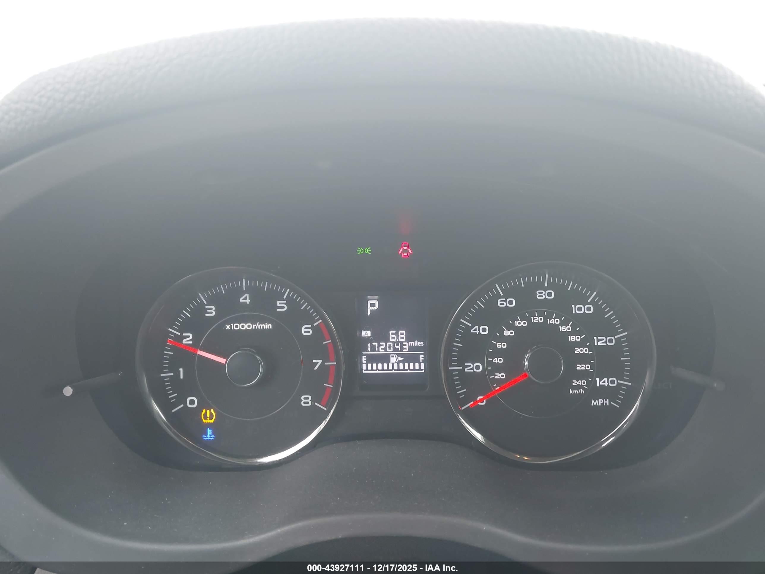 SUBARU FORESTER image 7