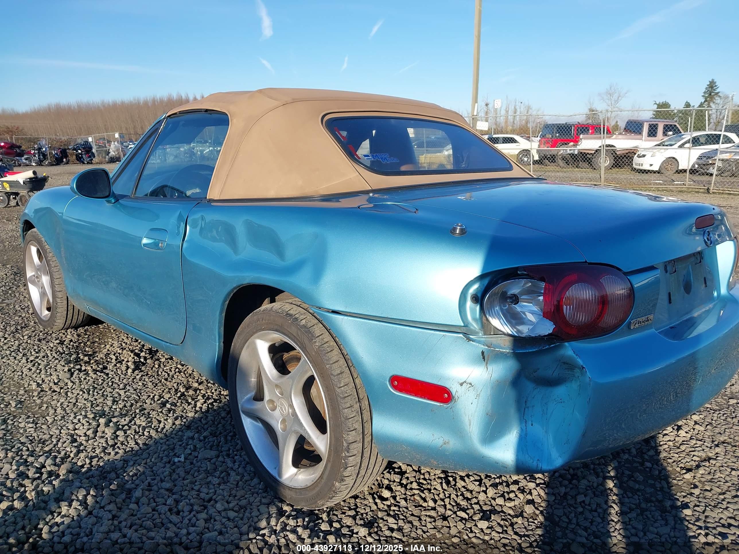 MAZDA MX-5 image 6