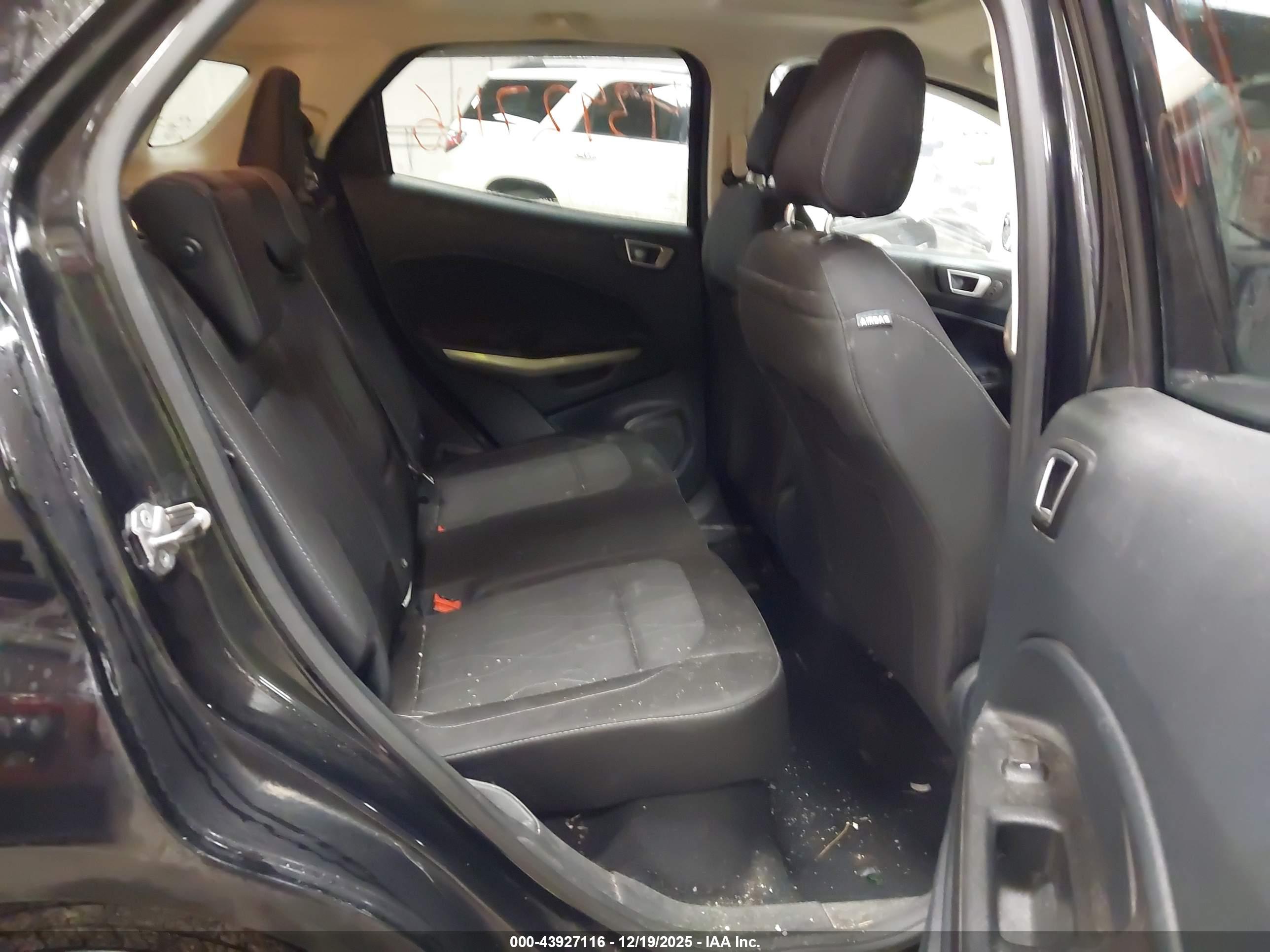 FORD ECOSPORT image 8