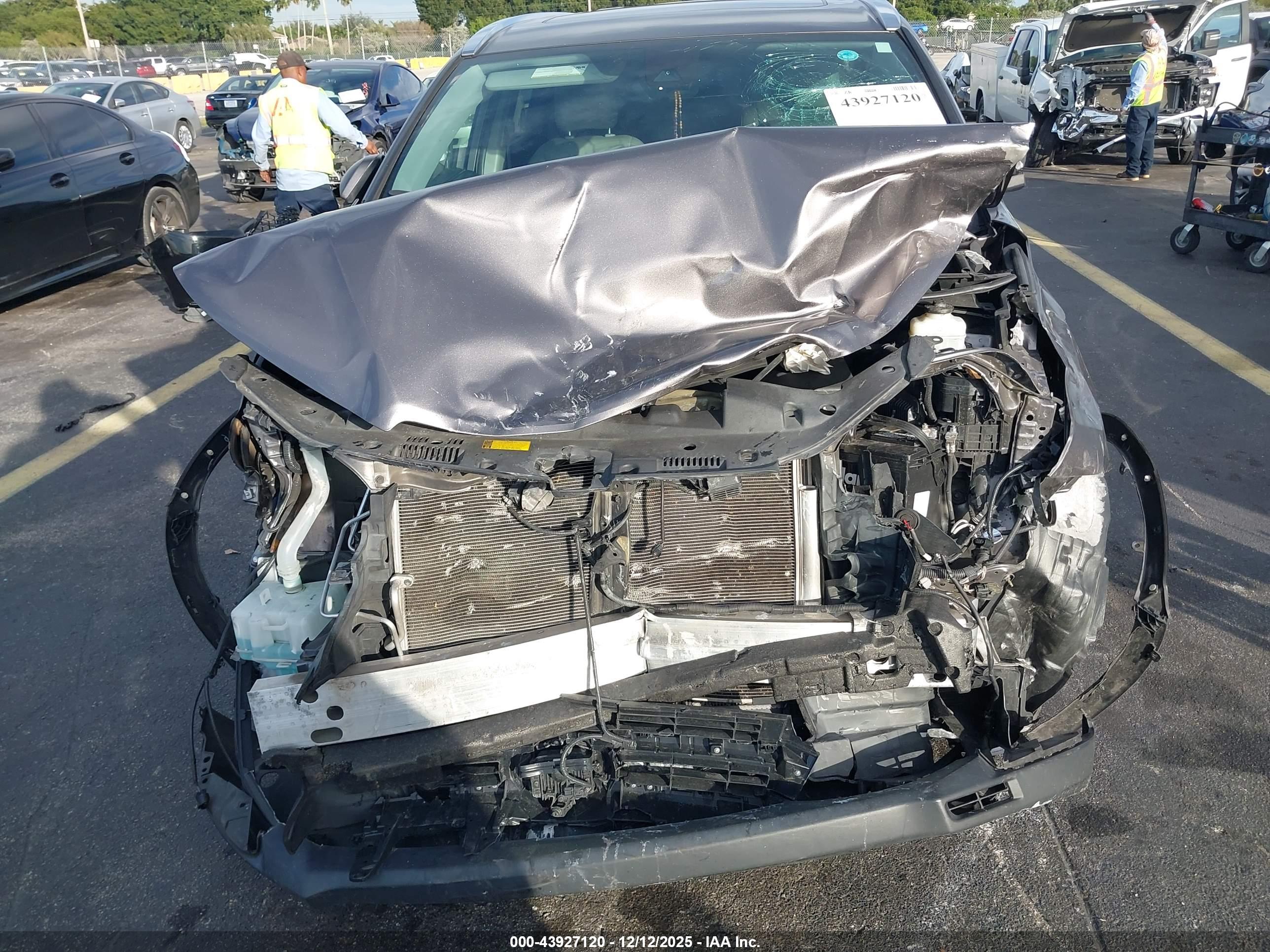 TOYOTA HIGHLANDER image 6