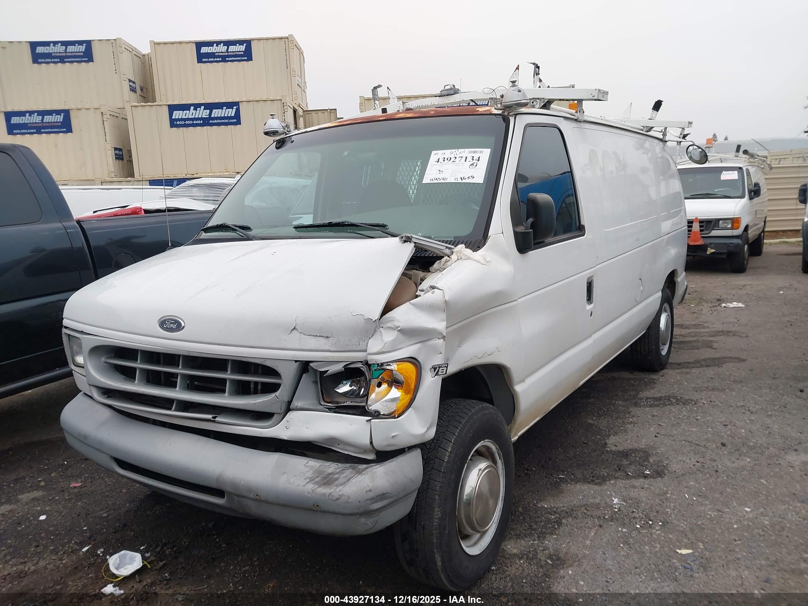 FORD ECONOLINE image 2