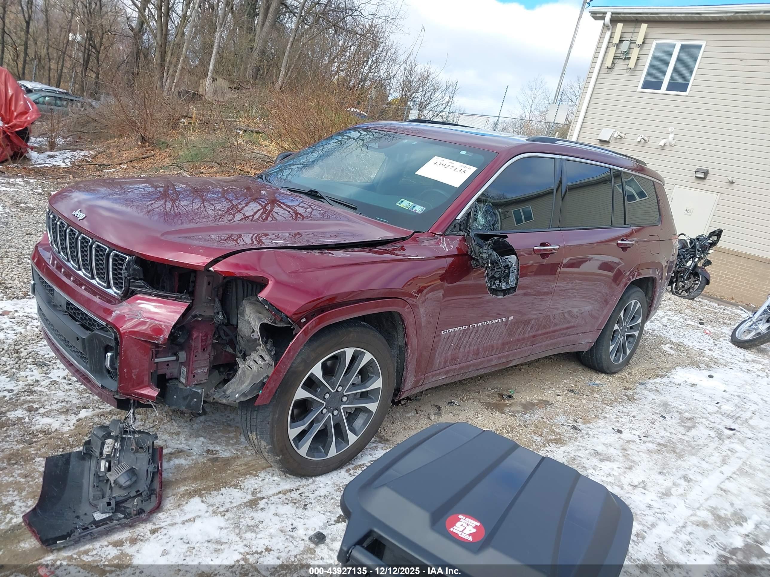 JEEP GRAND image 2