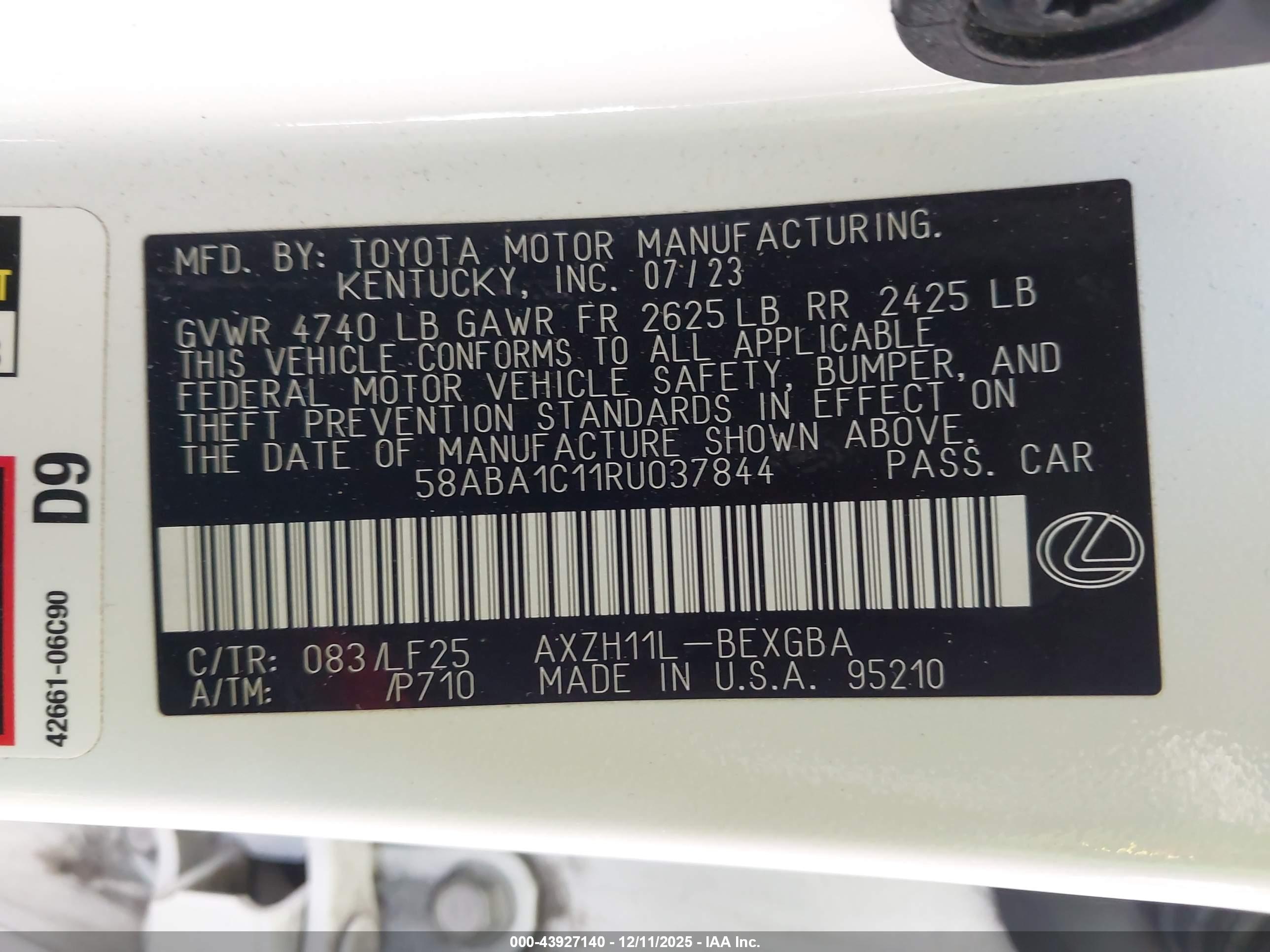 LEXUS ES image 9