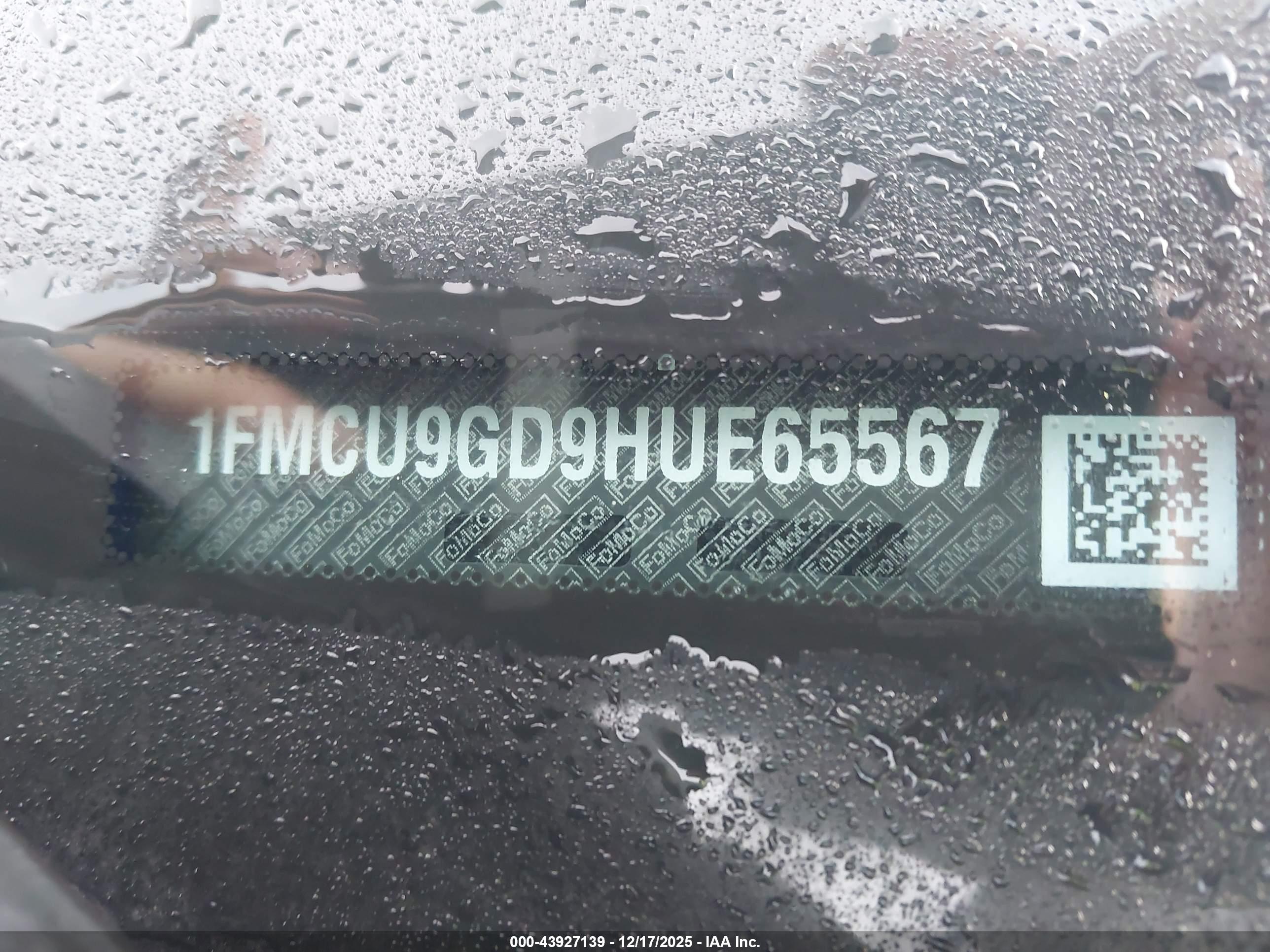 FORD ESCAPE image 9