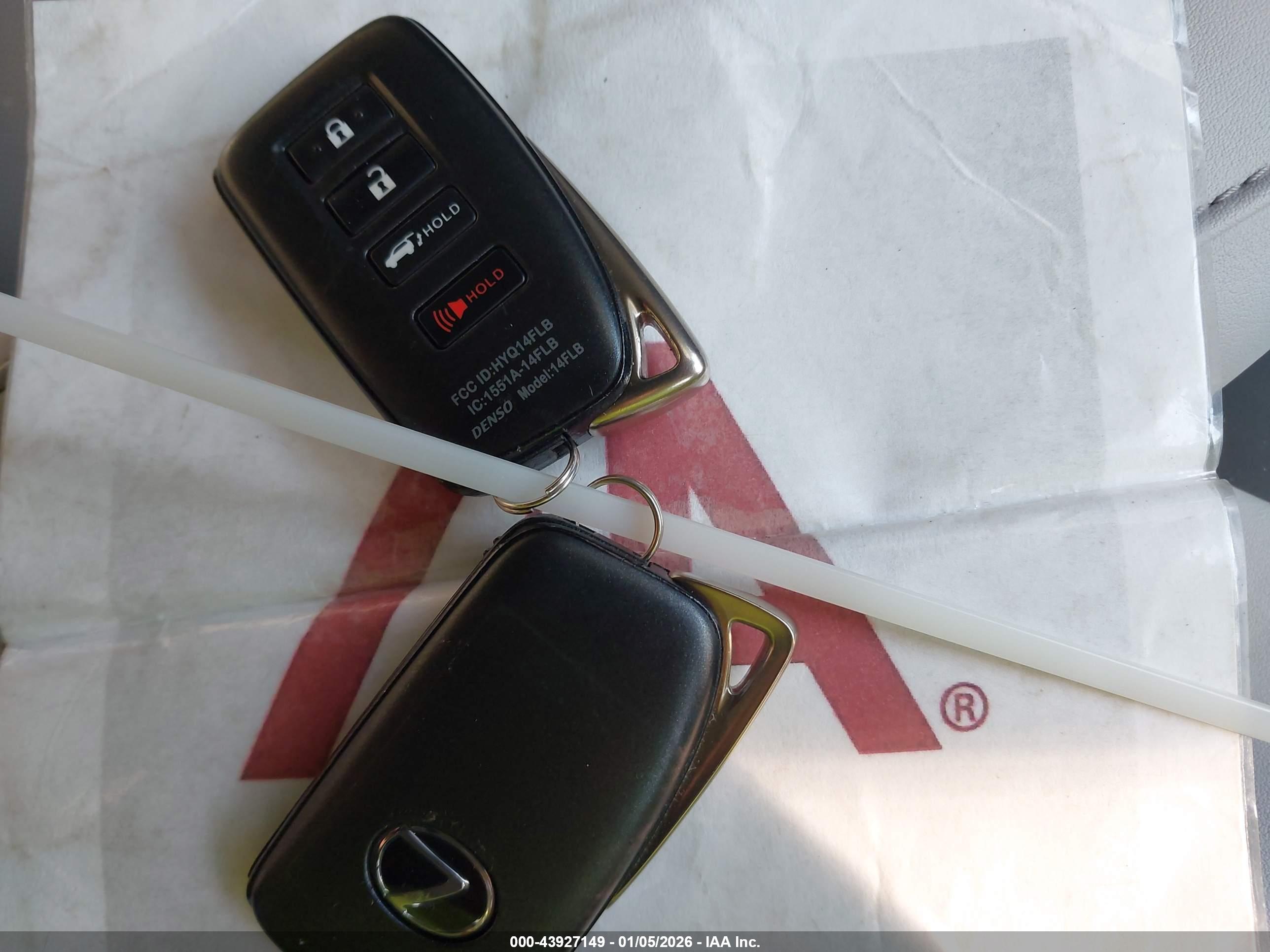 LEXUS RX image 11